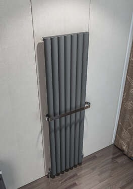 Birgi Dikey Alüminyum Radyatör 485X1800 Pütürlü Beyaz (Ral 9016)