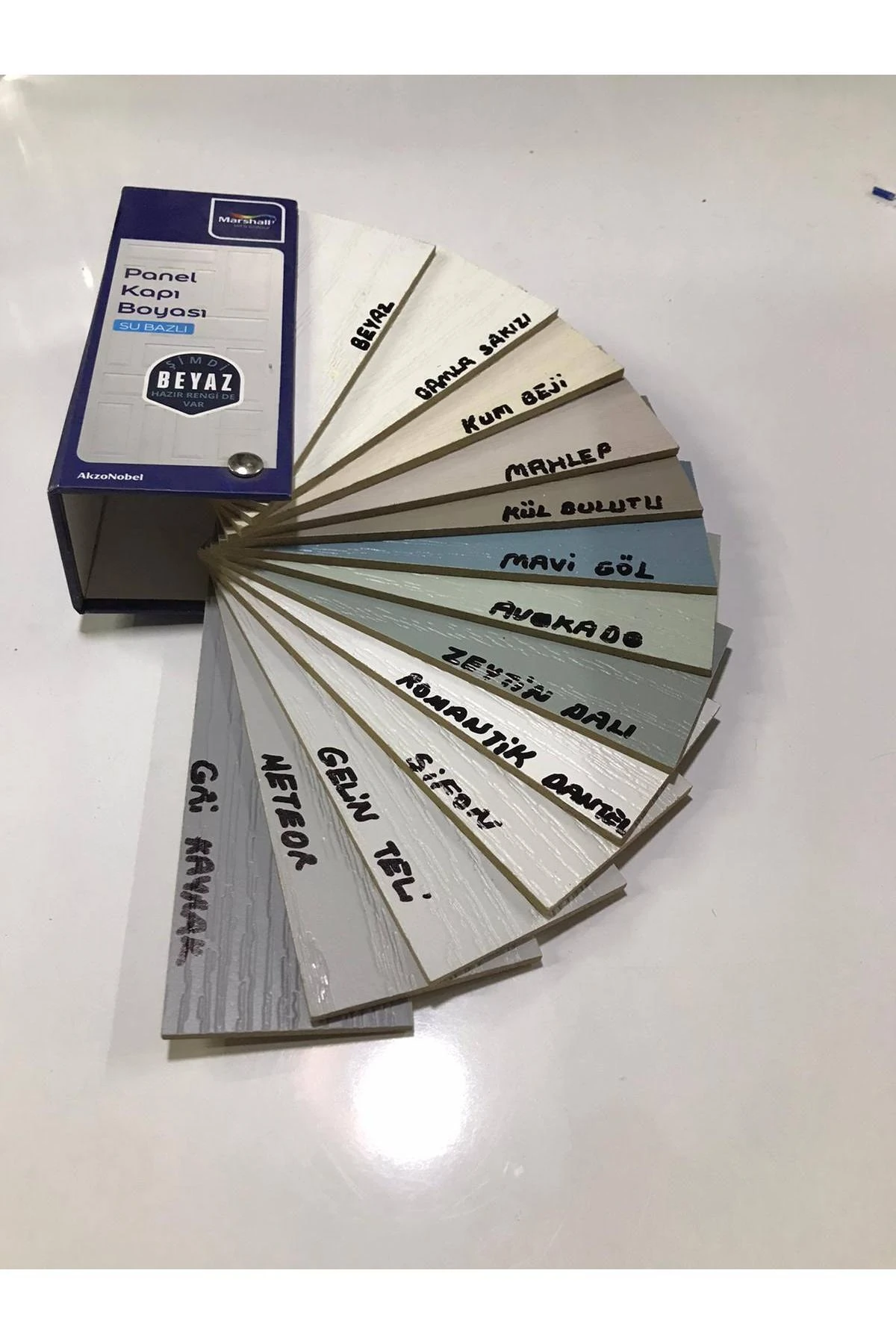 *romatik Dantel* Su Bazlı Amerikan Panel Kapı Boyası-2.5 Litre