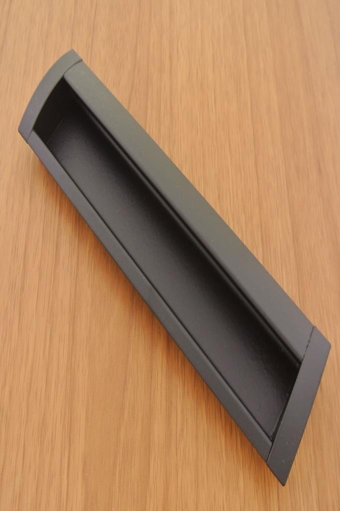 Yeni Gömme Mat Siyah Kulp 224 mm