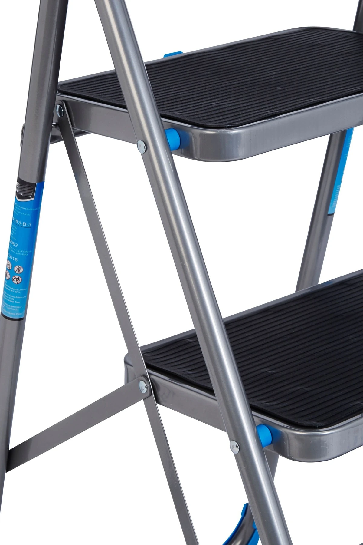 Merdiven 3 Geniş Basamaklı Kaymaz Katlanır Kilitli Cg014