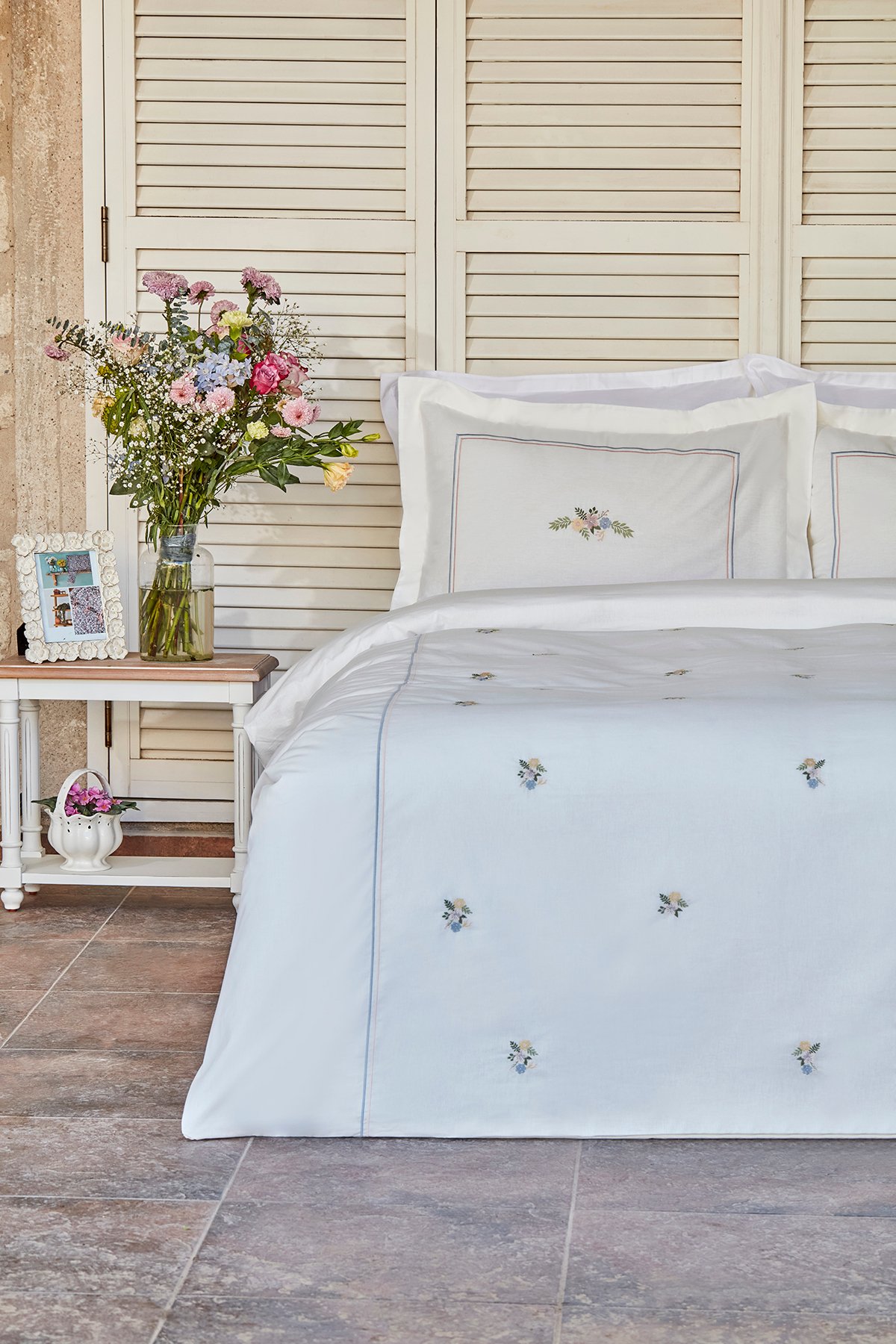Cavale Çift Kişilik Percale Nevresim Takımı Nakışlı Pudra
