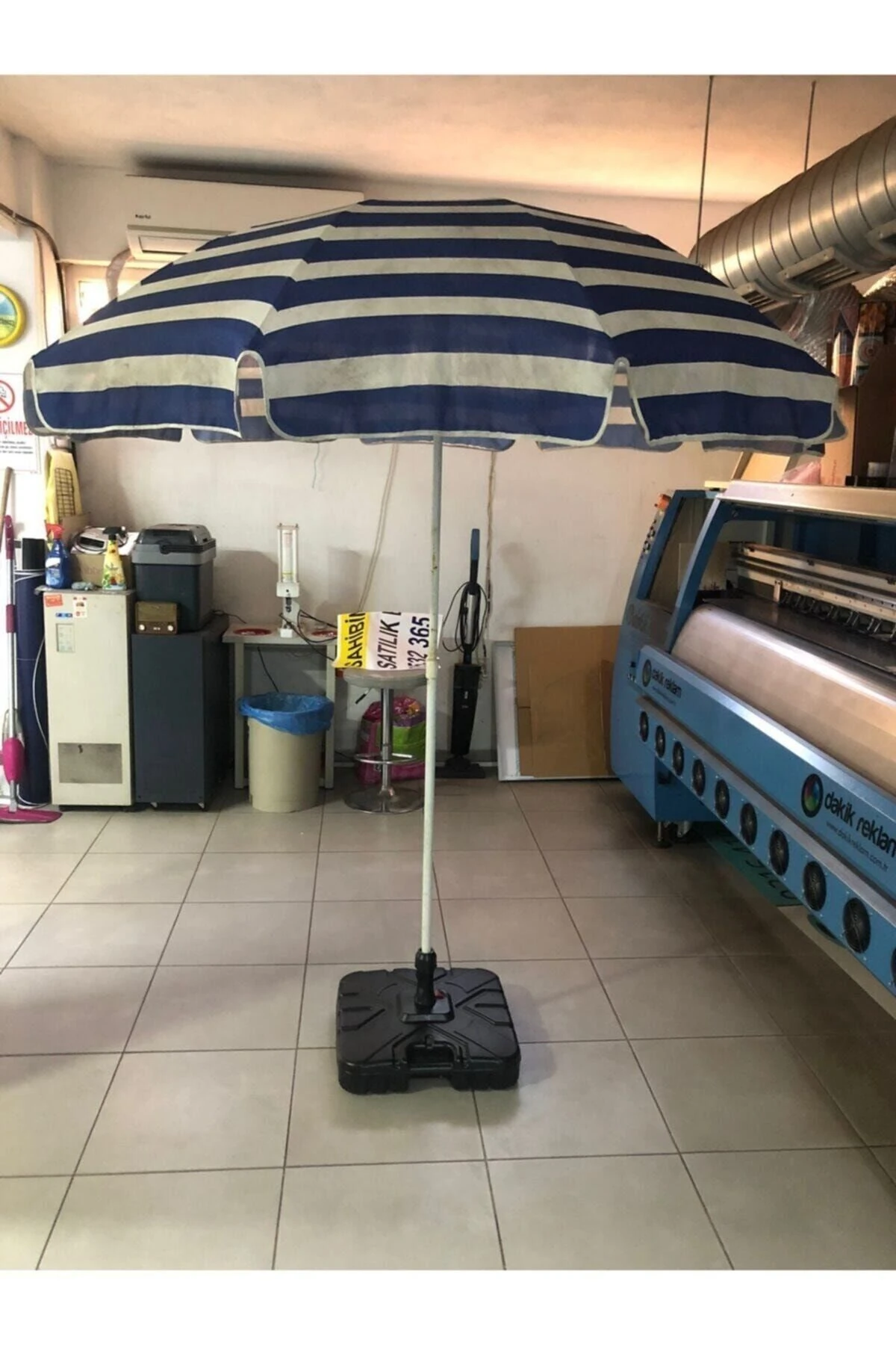 Şemsiye Bidonu Dubası 19lt Siyah Plaj Şemsiye Bidonu Bayrak Dubası