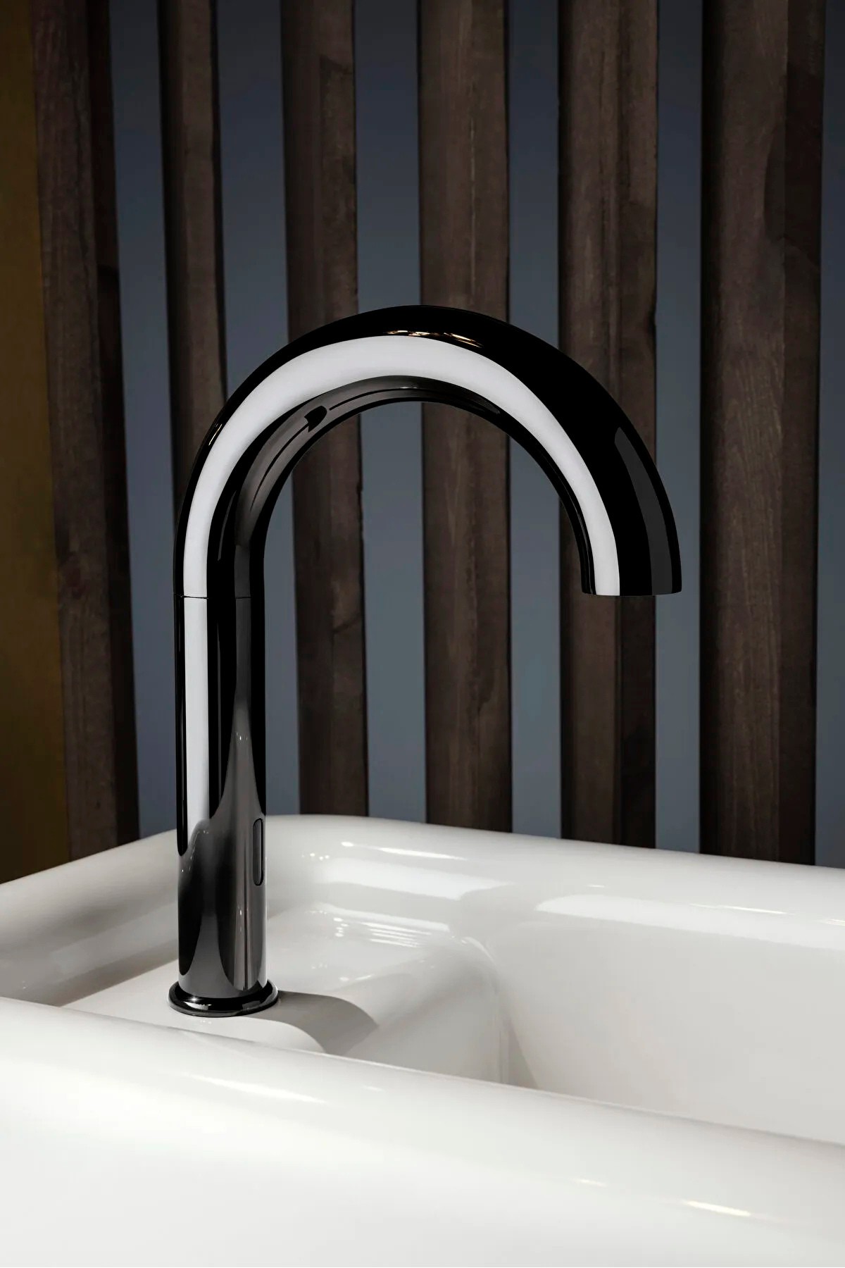 Liquid Fotoselli Lavabo Bataryası (Çift Su girişli, Elektrikli), Parlak Siyah, A4278839