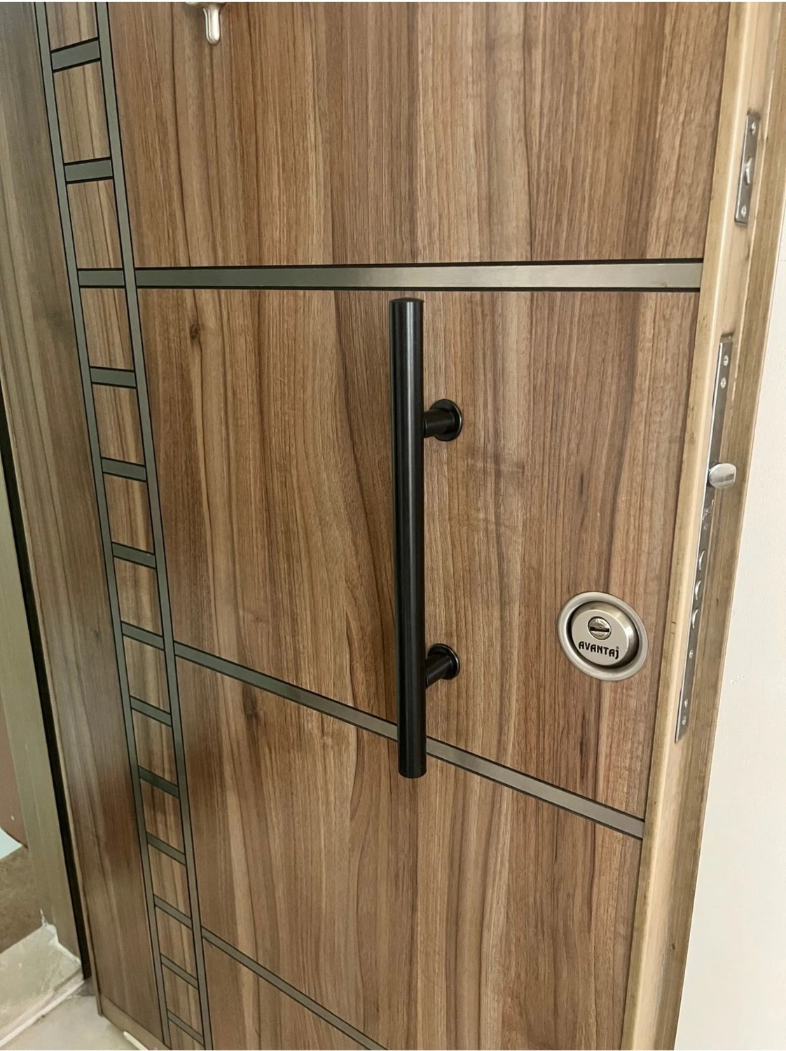 Siyah 30CM Çelik Kapı Çekme Kolu, Ayarlanabilir ve Dayanıklı Tasarım