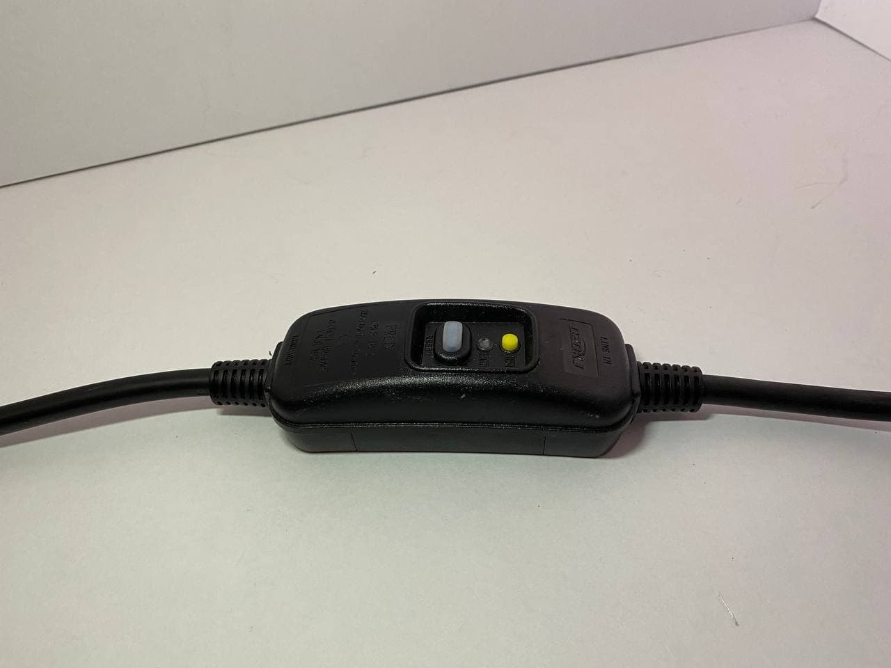 Lazerli Elektrikli Duvar Oluk Makinesi Kanal Açma Kesme Yerleştirme Makinesi 3200 W