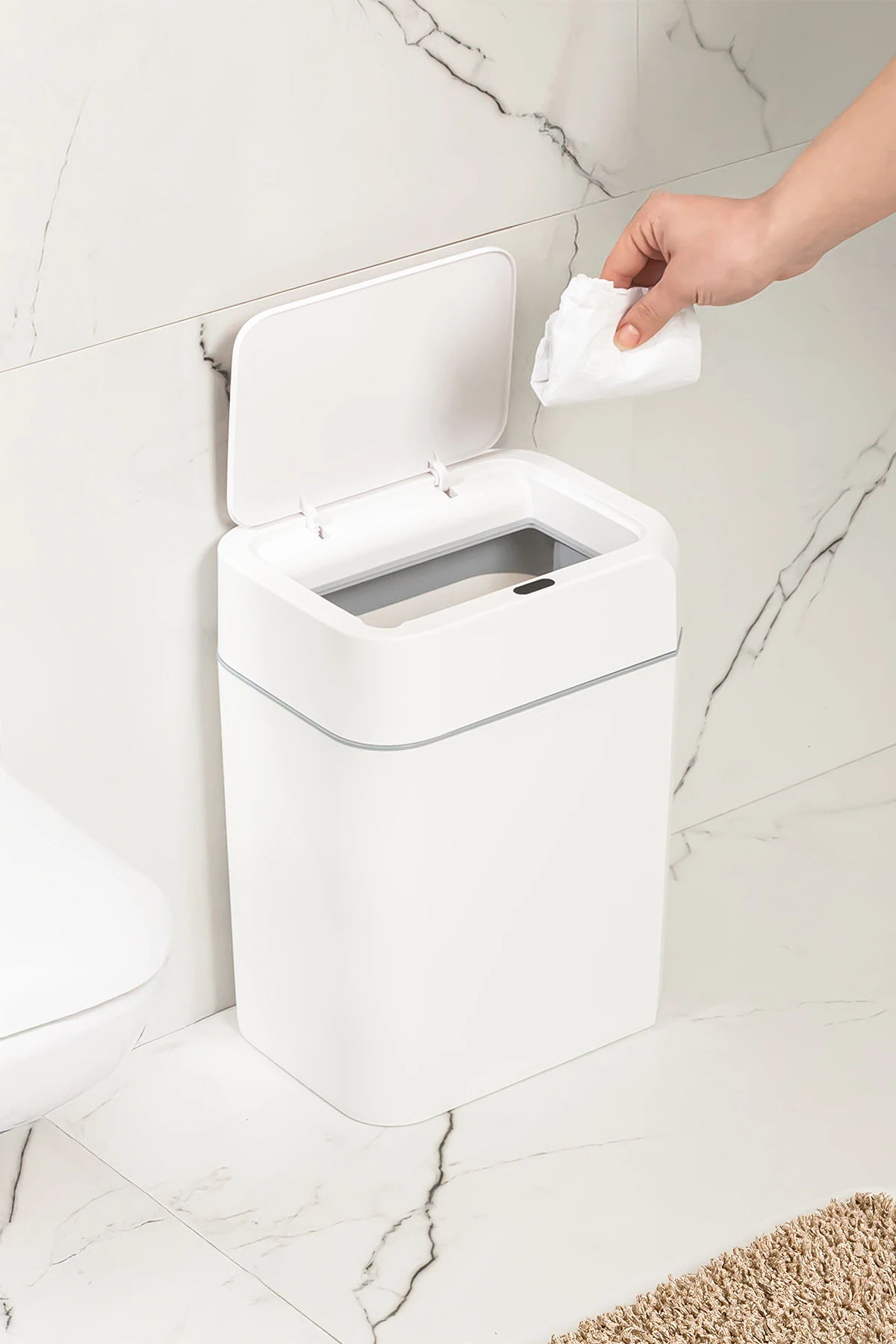 4147 Hareket Sensörlü Sessiz Kapatma Çöp Kutusu Banyo Mutfak Çöp Kovası Kapaklı Banyo Çöp Kovası