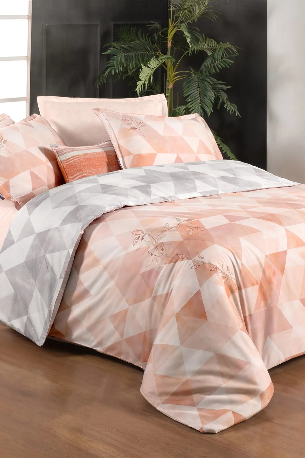 Peonia Taba King Size (Battal Boy) %100 Pamuk Saten "233 TC" Nevresim Takımı