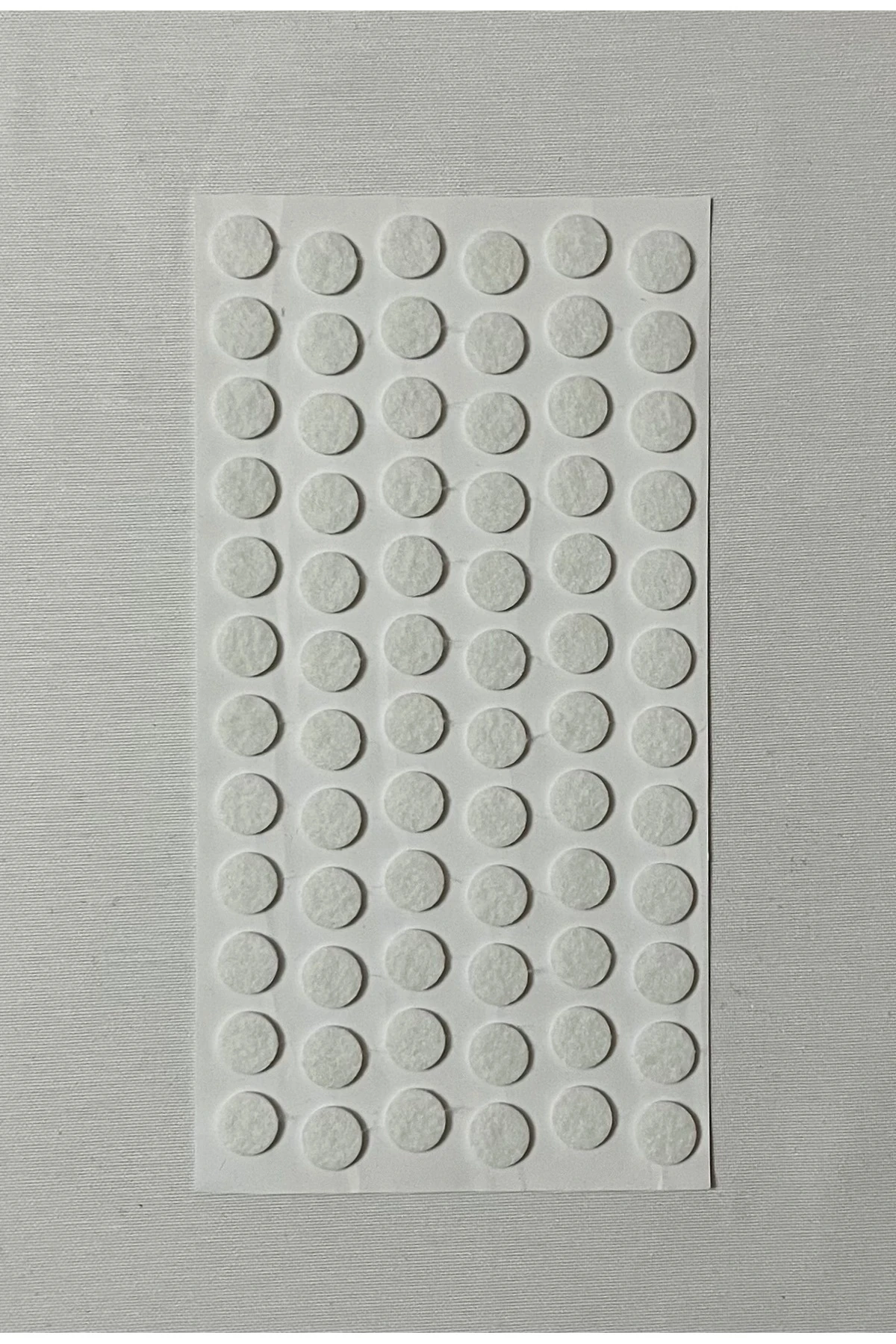 Mobilya Masa Sandalye Koltuk Ayağı Kaydırmaz Ses Önleyici Keçe Yapışkanlı 15mm Daire Beyaz