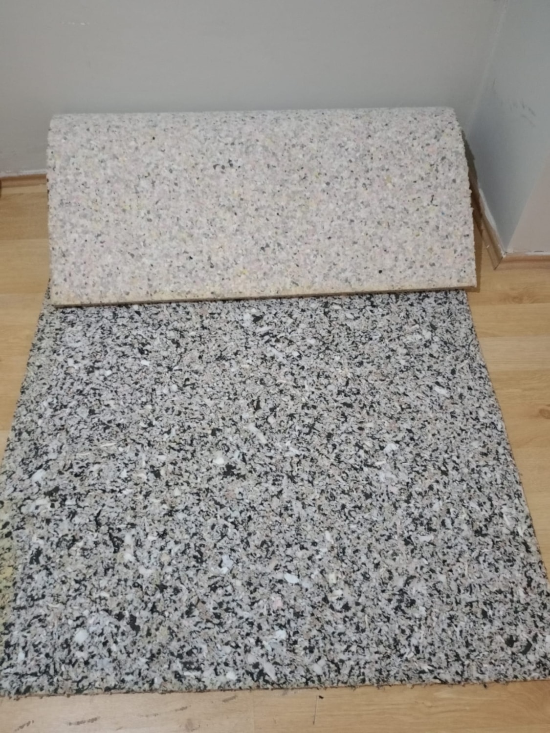 Ses Yalıtım Süngeri Bariyerli Bondex 23 mm 50 cm x 50 cm