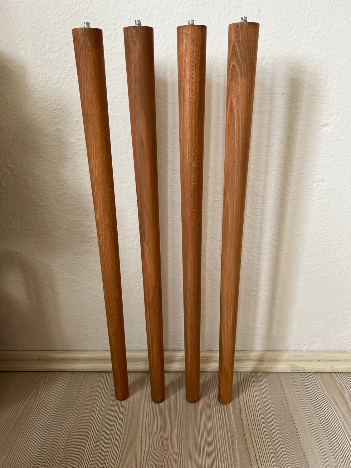 50 cm Açık Meşe Ahşap Konik Masa Sandalye Sehpa Ayağı | 4’lü Set – Bağlantı Aparatları ve Vidalar Dahil