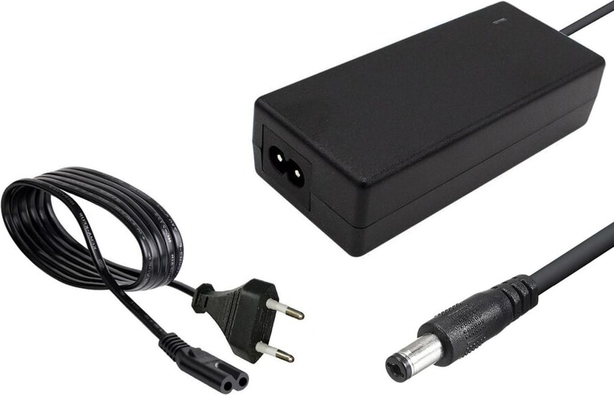12V 5A 12 Volt 5 Amper Adaptör Plastik Kasa Akım Korumalı 2 Metre Kablolu