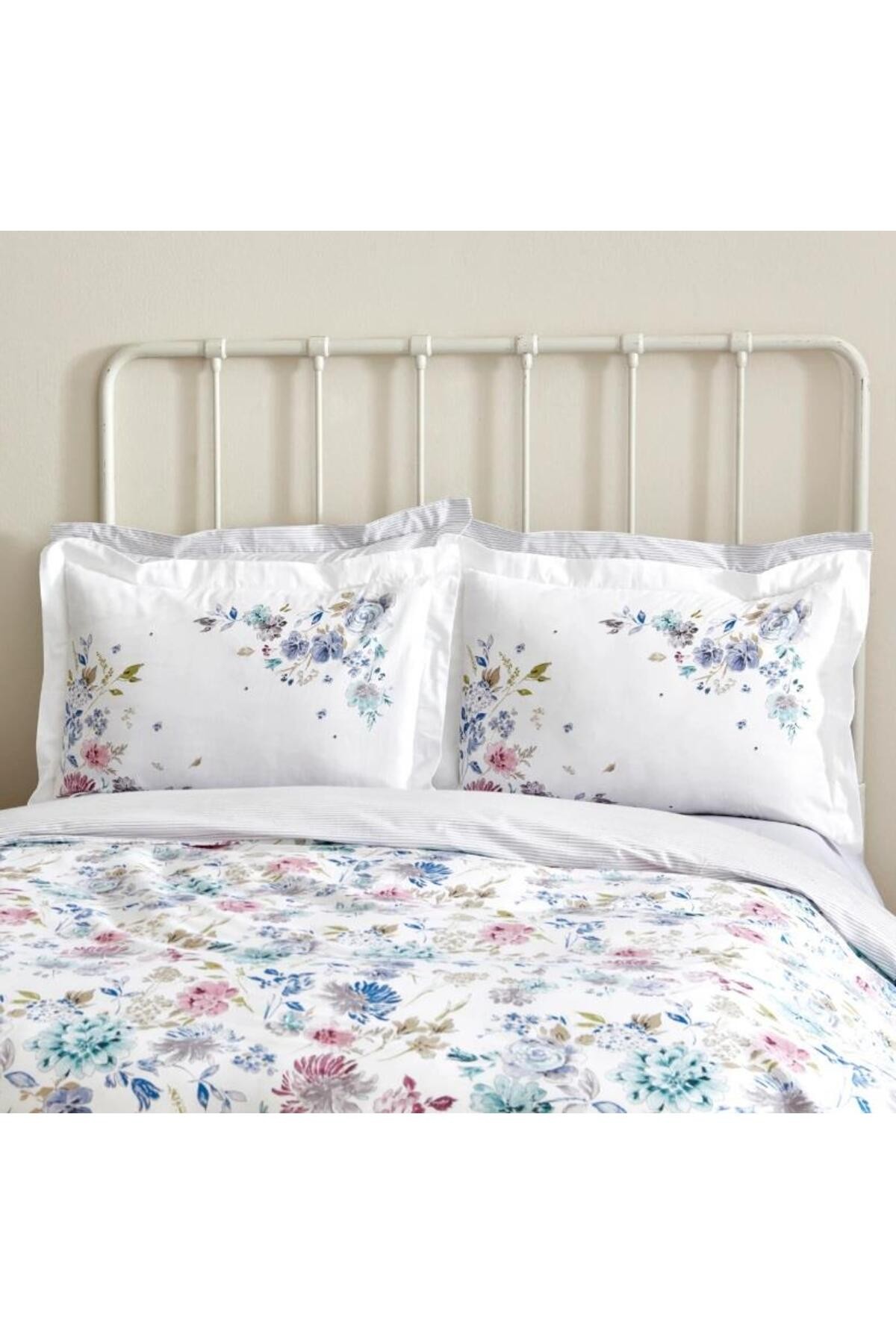 Nevresim Takımı %100 Pamuk Çift Kişilik Floral Lila
