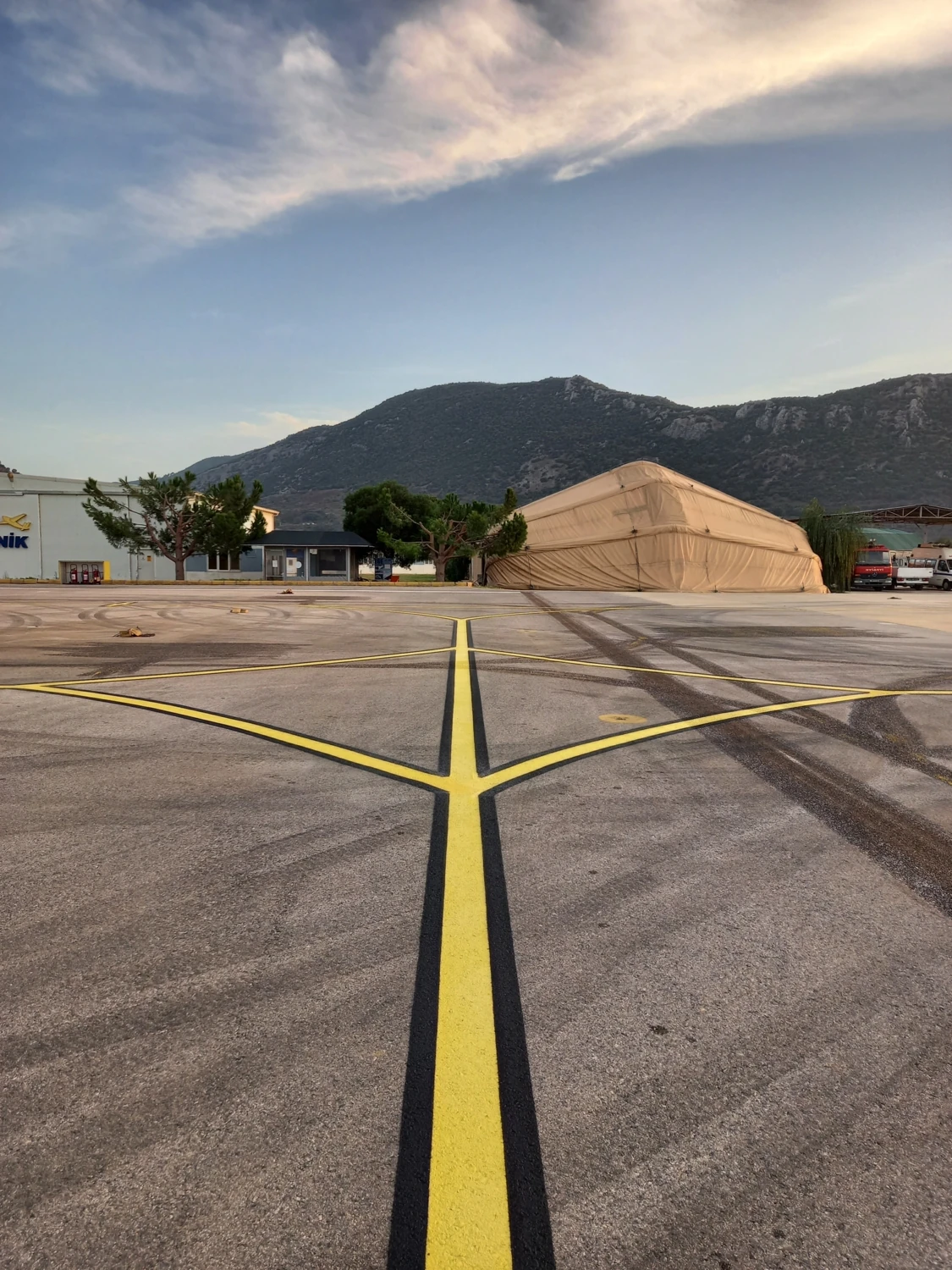 Hydral - Su Bazlı Yol Çizgi Boyası 25 KG