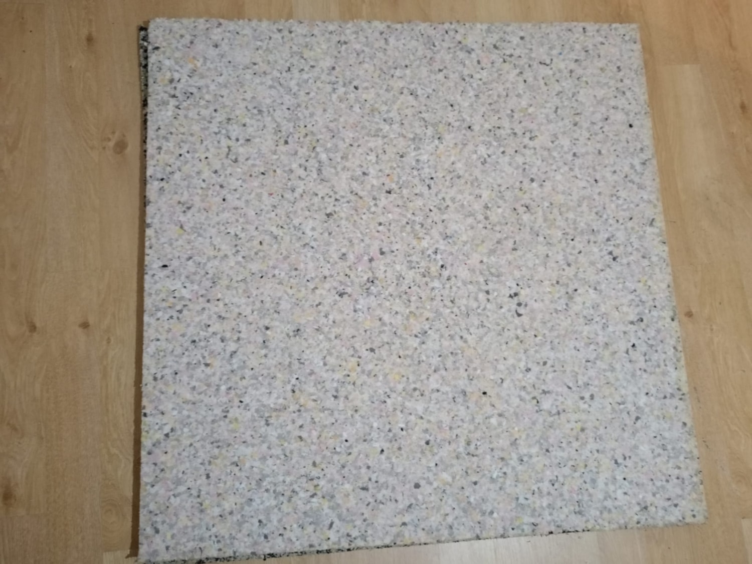 Ses Yalıtım Süngeri Bariyerli Bondex 53 mm 100 cm x 100 cm