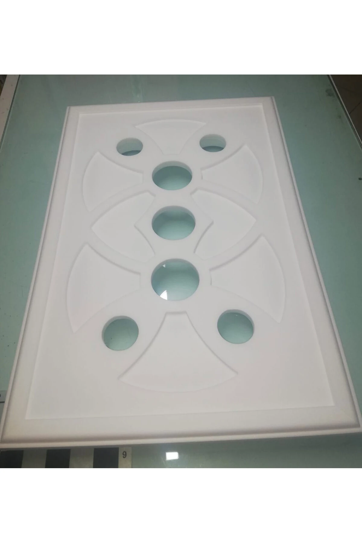 Motifpiyer spotlu gizli ışıklı tavan göbeği sgt-23-7 90X60X4.5cm