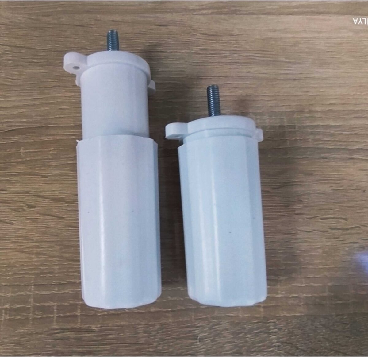 Beyaz 9-14 cm Ayarlanabilir Baza Koltuk Orta Destek Ayağı