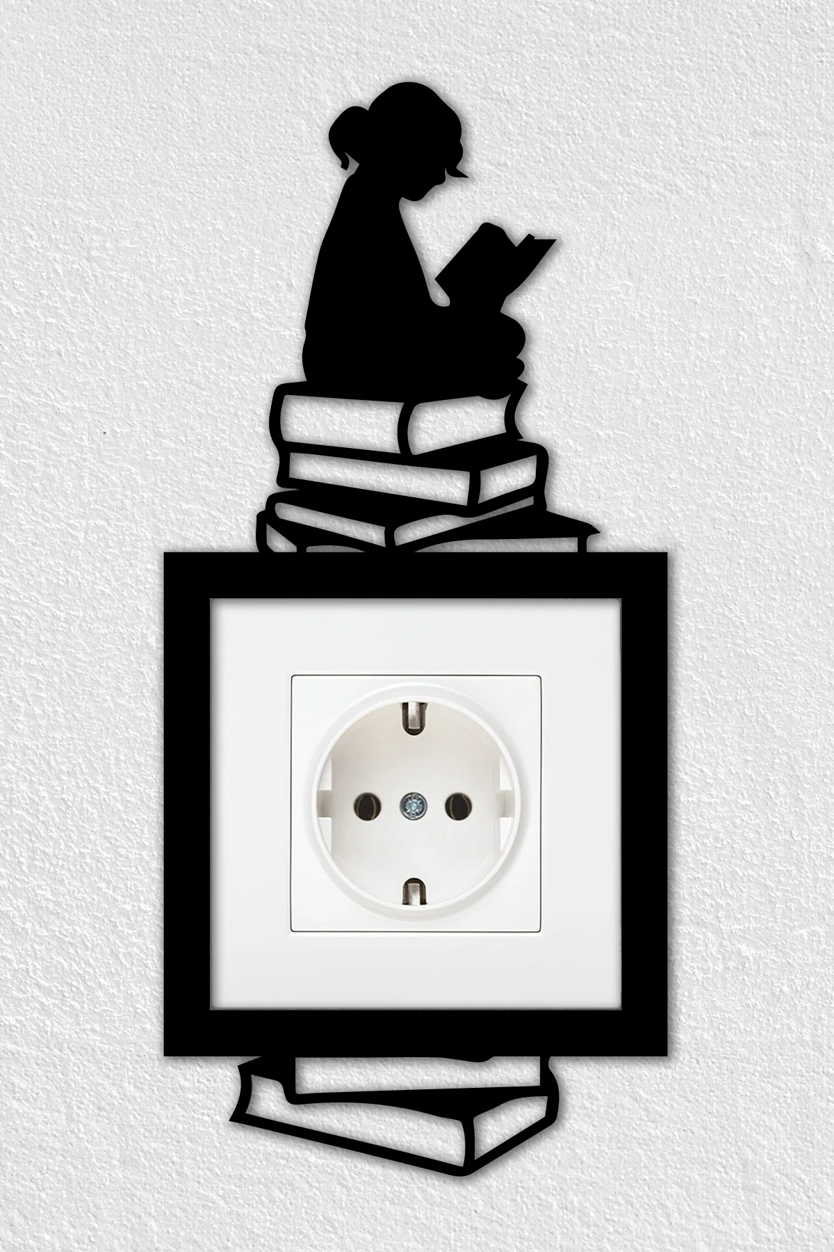 Kitap Okuyan Kız Temalı Dekoratif Duvar Priz Anahtar Çerçevesi Tablo