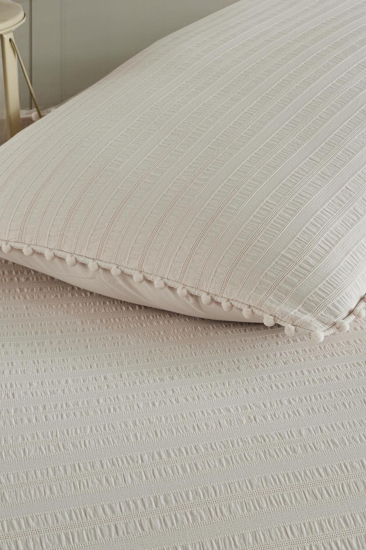 Emboss Ivory Çift Kişilik Saten Nevresim Takımı