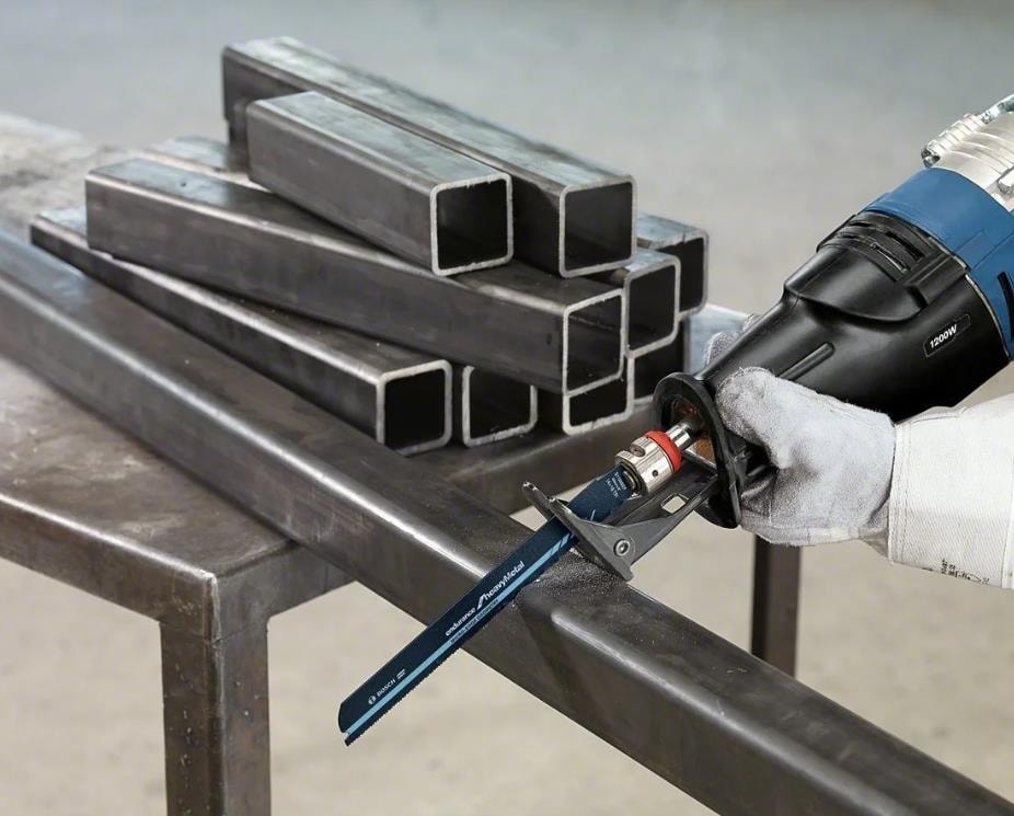 BOSCH S 1130 Cf Endurance For Heavy Metal