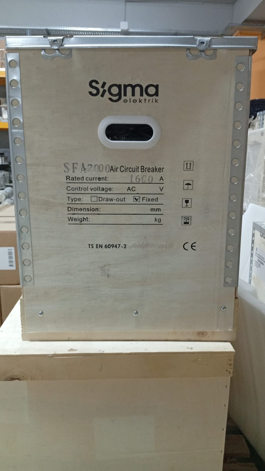 Termik Manyetik Şalter 3 kutuplu - SFA1600H3 (1600A Açık Tip Güç Şalteri)