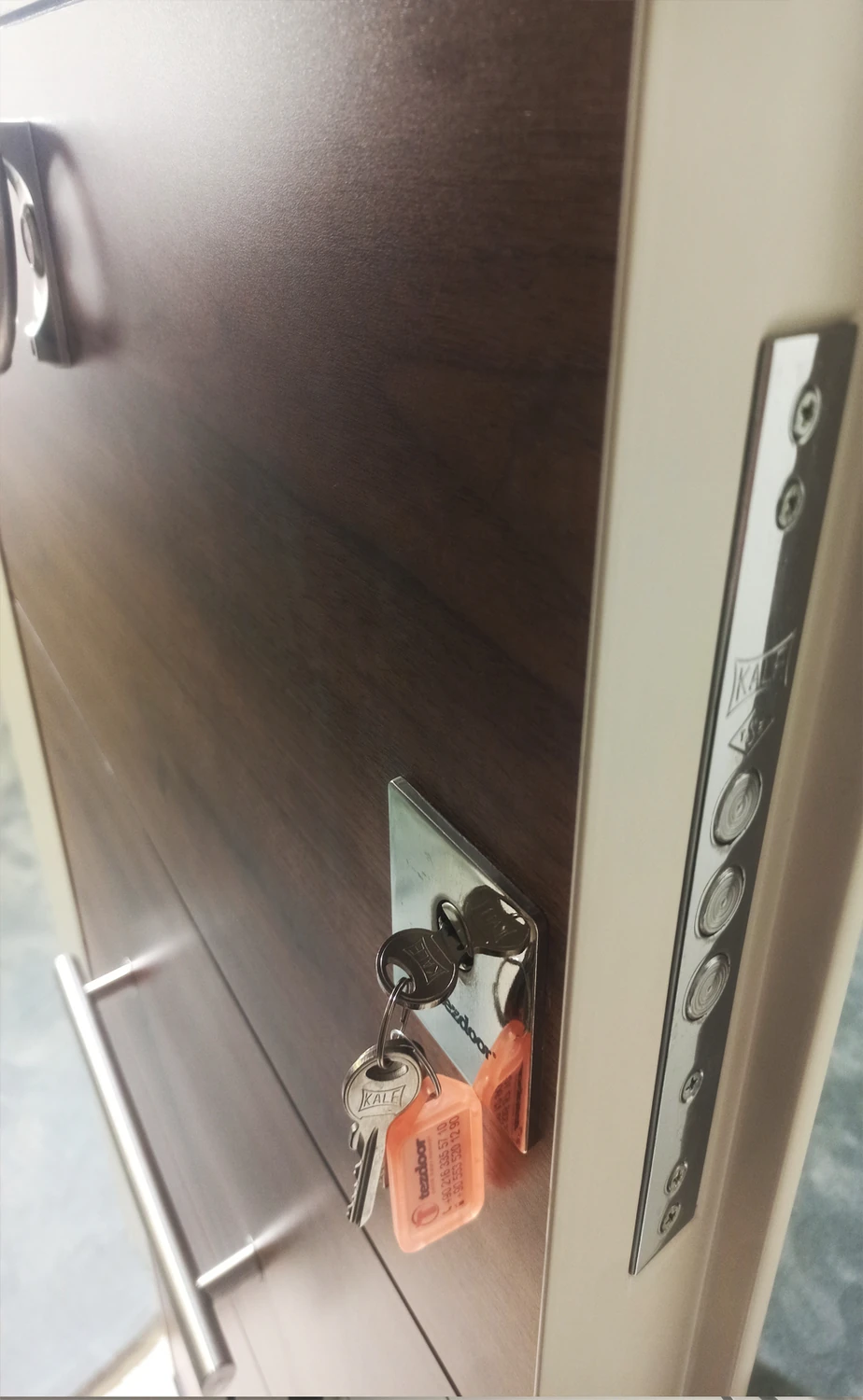 Beyaz Statik Kasalı Düz Model Daire Kapısı, Çelik Kapı, Villa Kapısı