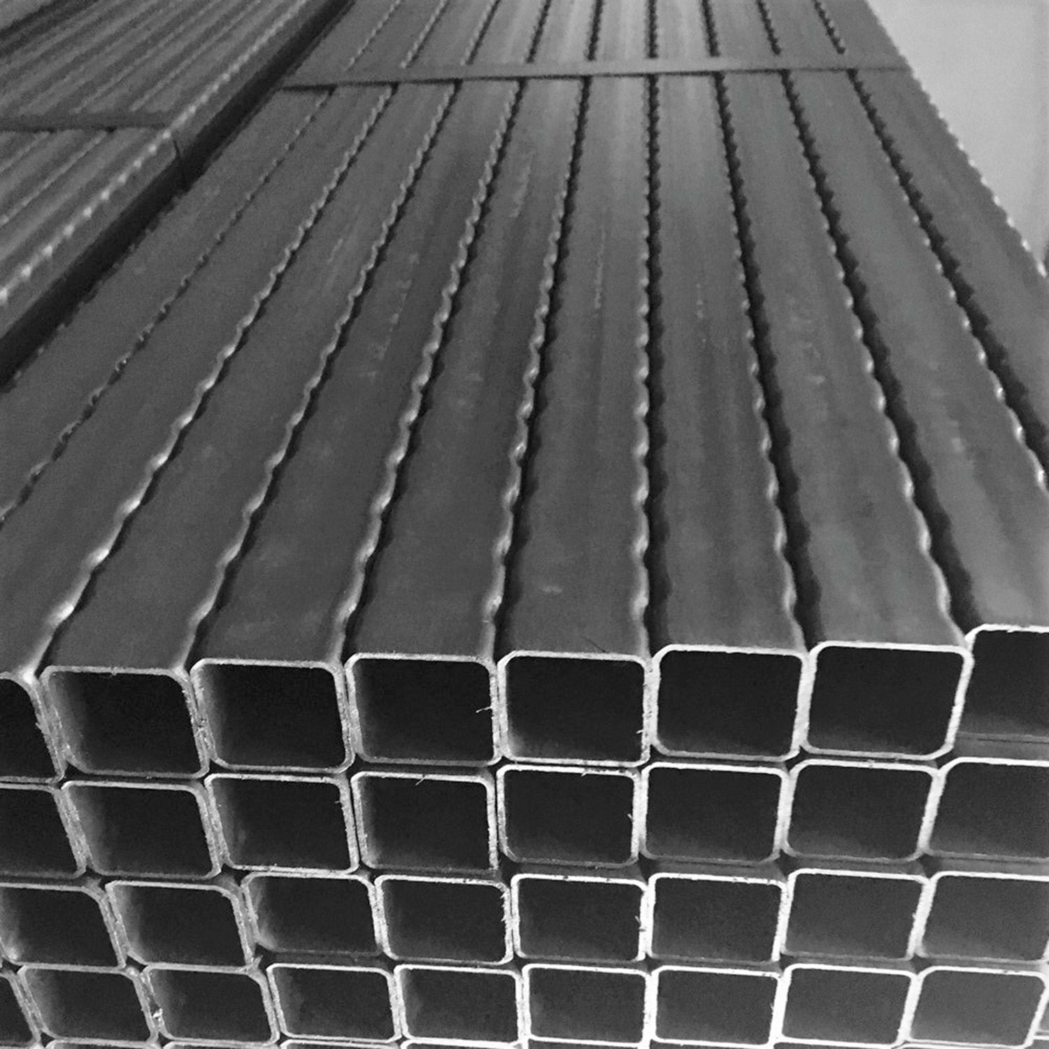 Izli (2Mt) 40 x 40 x 1,5 Mm Kutu Profil Boru Metal 40 x 40 x 1,5 Demir