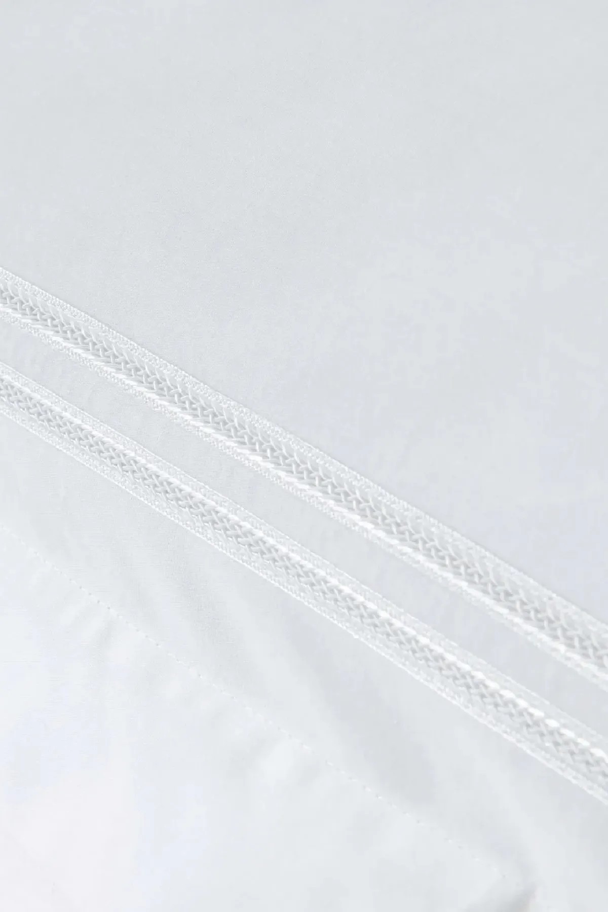 White Collection Ada Beyaz Zincir Şeritli Percale Çift Kişilik Nevresim Takımı