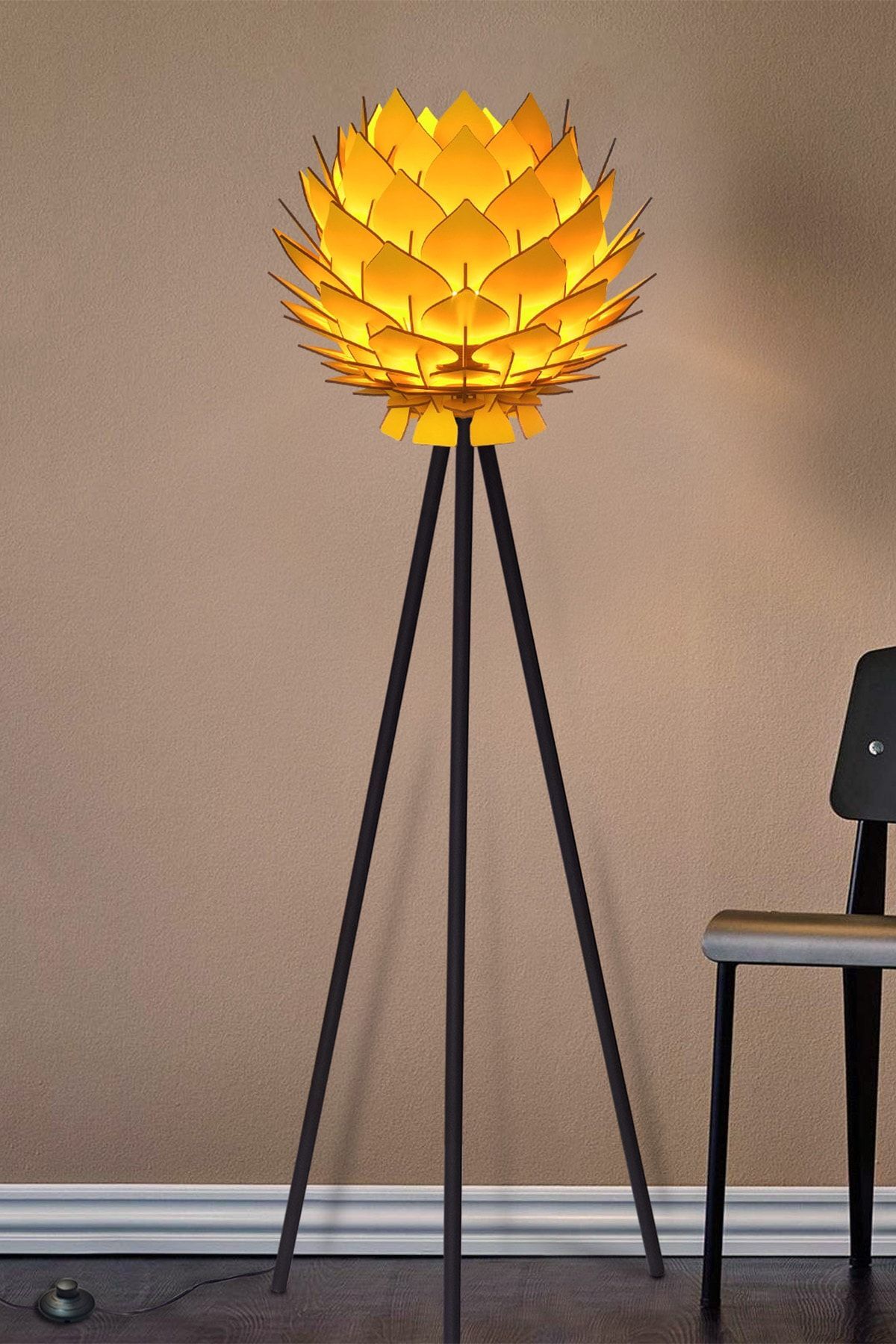 Lotus Metal Ayaklı Yerpuar Anahtarlı Ahşap Modern Tripod Üç Ayaklı Lambader Aydınlatma