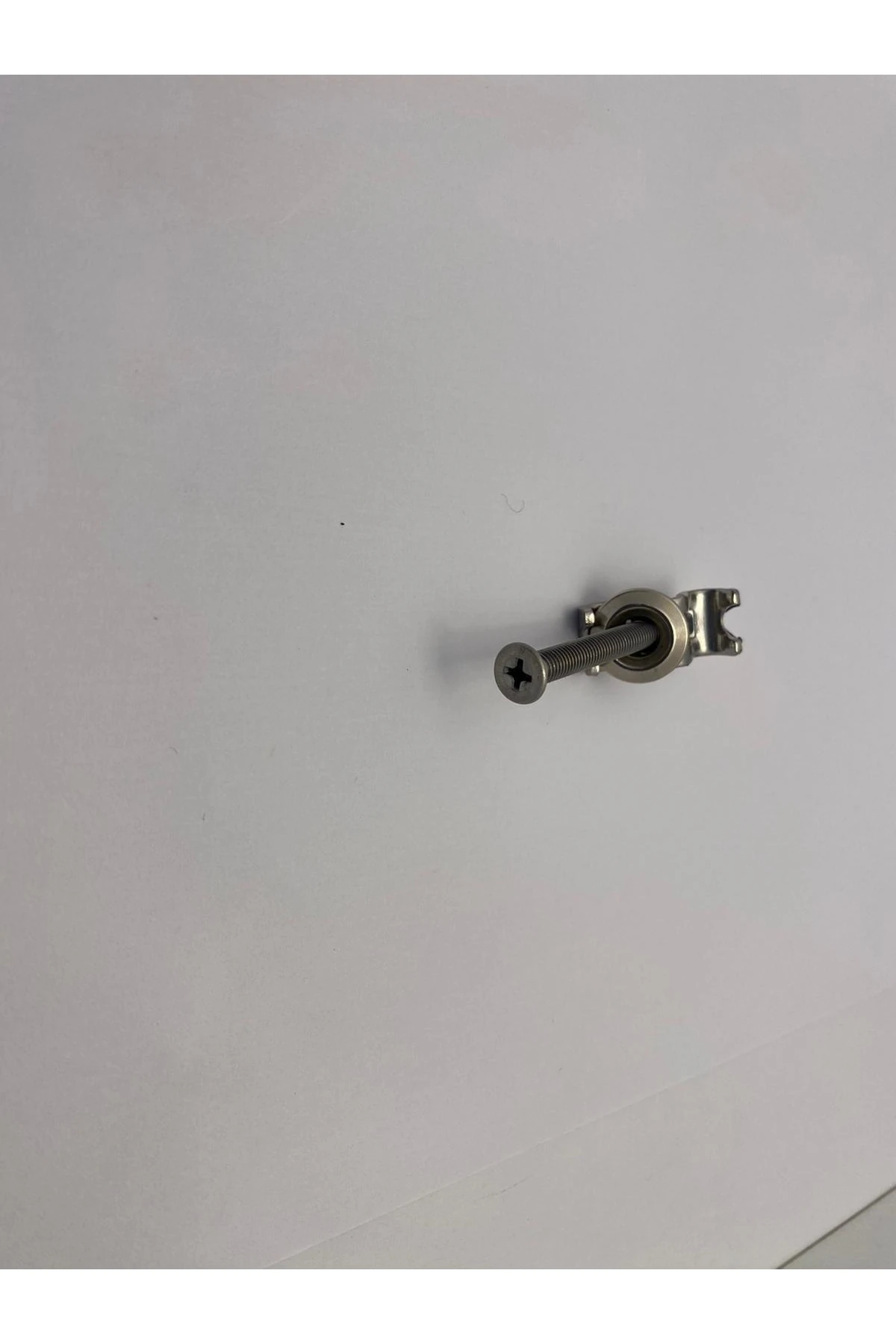 Klozet Kapağı Sabitleme Vidası ( Sallama Aparatı ) 420250yp1te