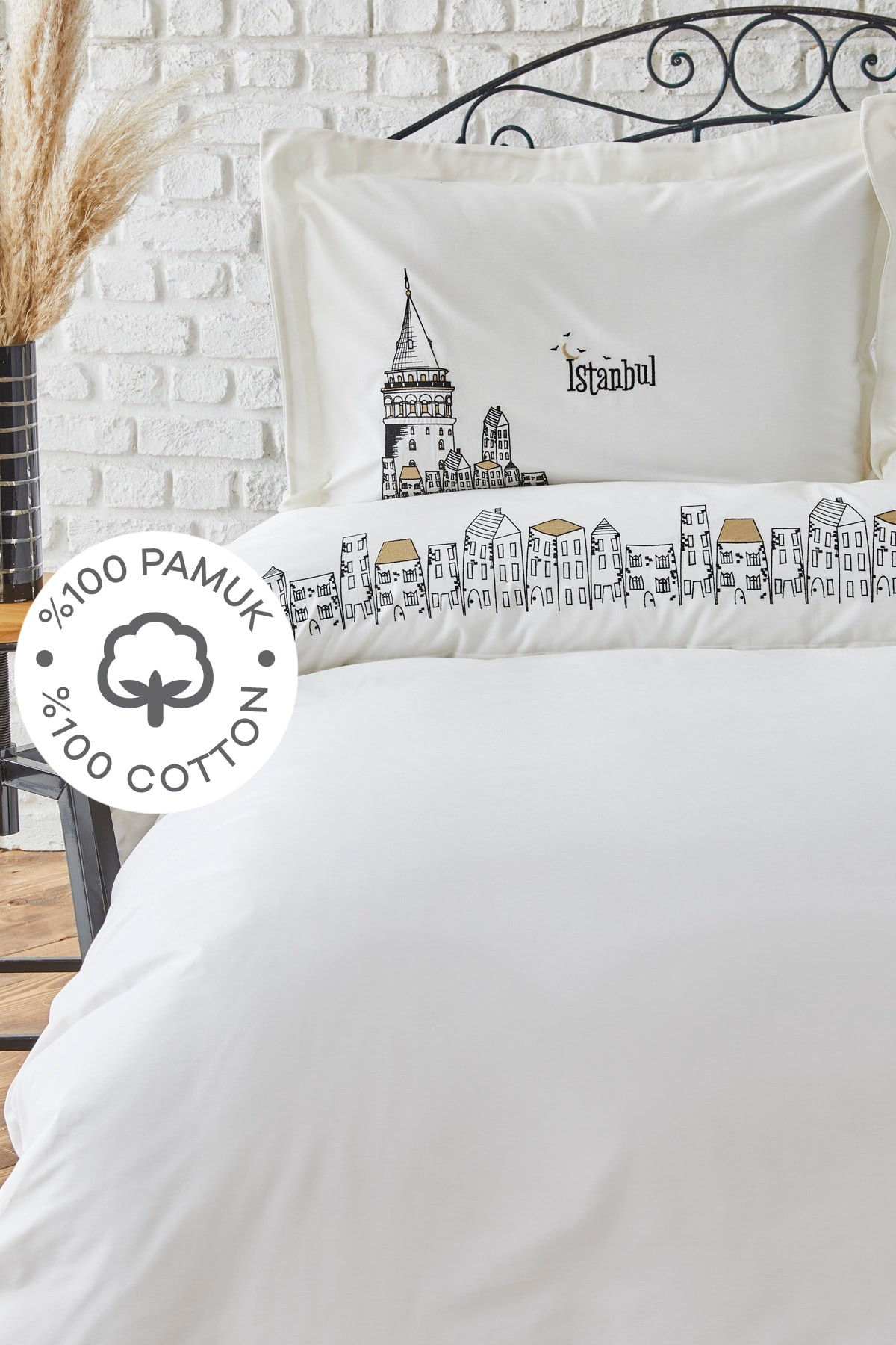 Galata Siyah Nakışlı Çift Kişilik %100 Pamuk Nevresim Takımı