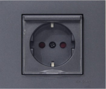 Mina Topraklı Priz Füme