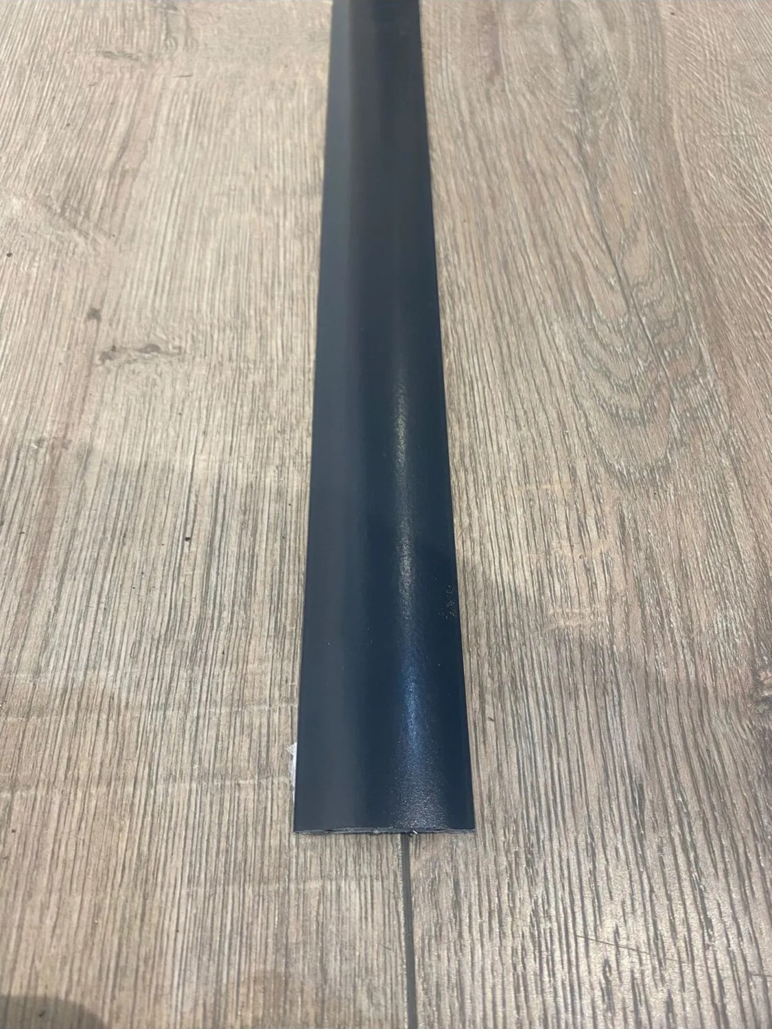 Alüminyum Kapı Eşik Profili Parke Kapı Altı Çıtası Yapışkanlı Antrasit 90 cm