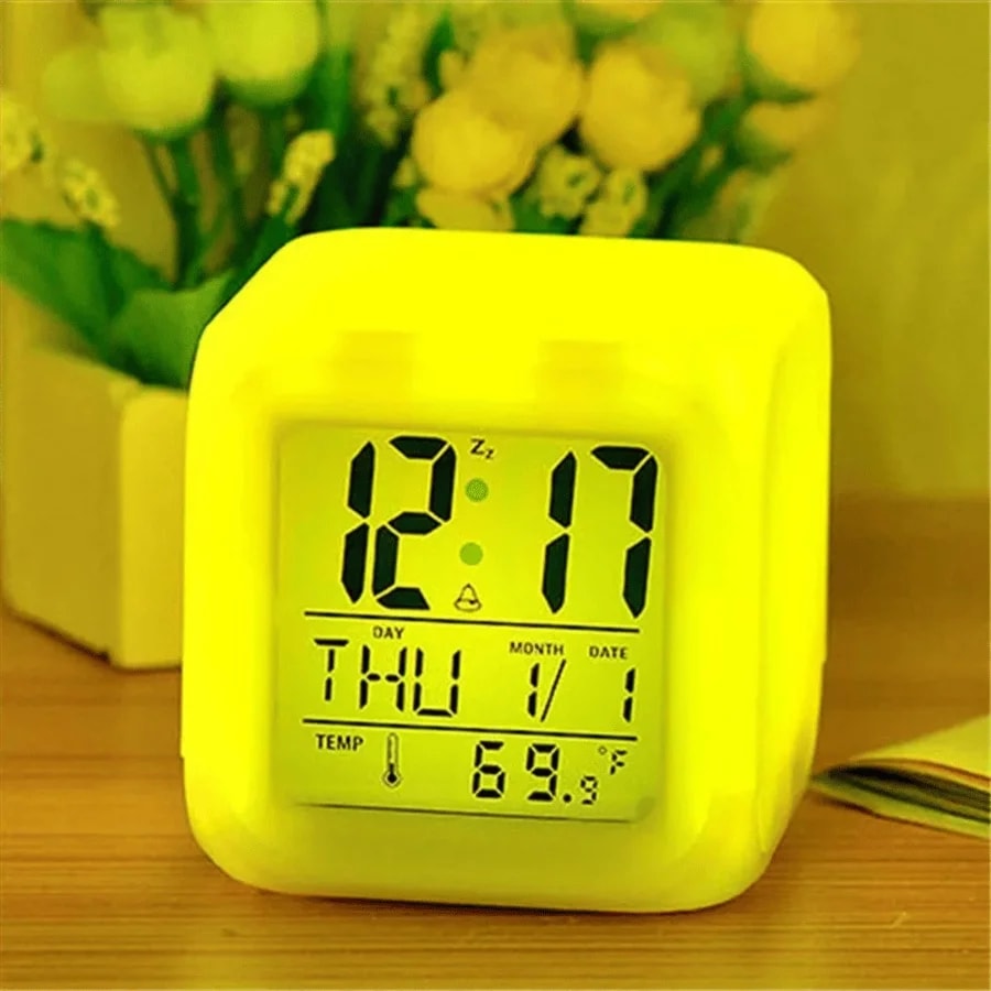 LED Dijital Renkli Masa Saati Alarm Termometre Tarih Masaüstü Saat (5060)