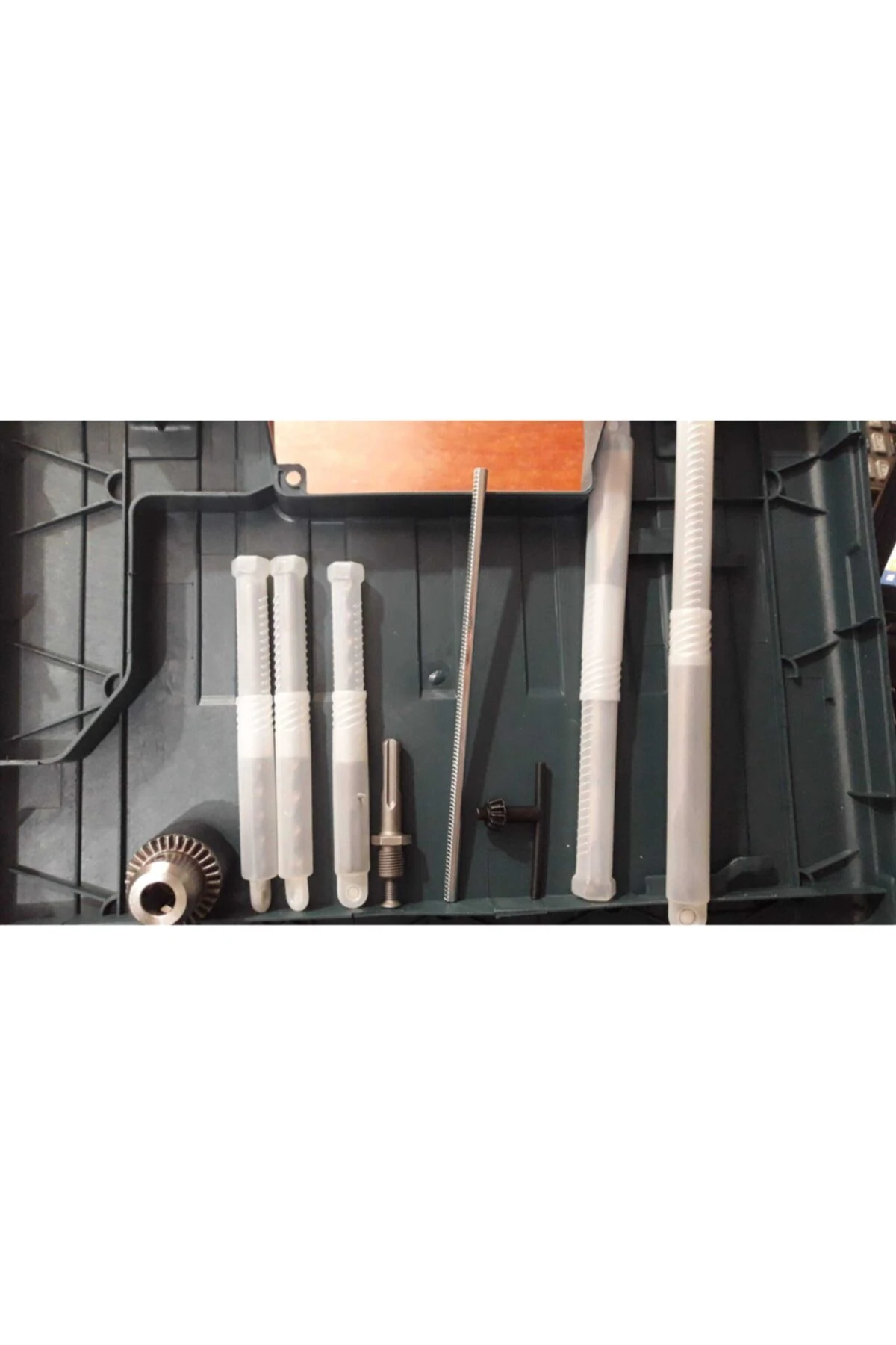 Gbh 2-28 F Kırıcı - Delici 880w Ilave Mandrenli