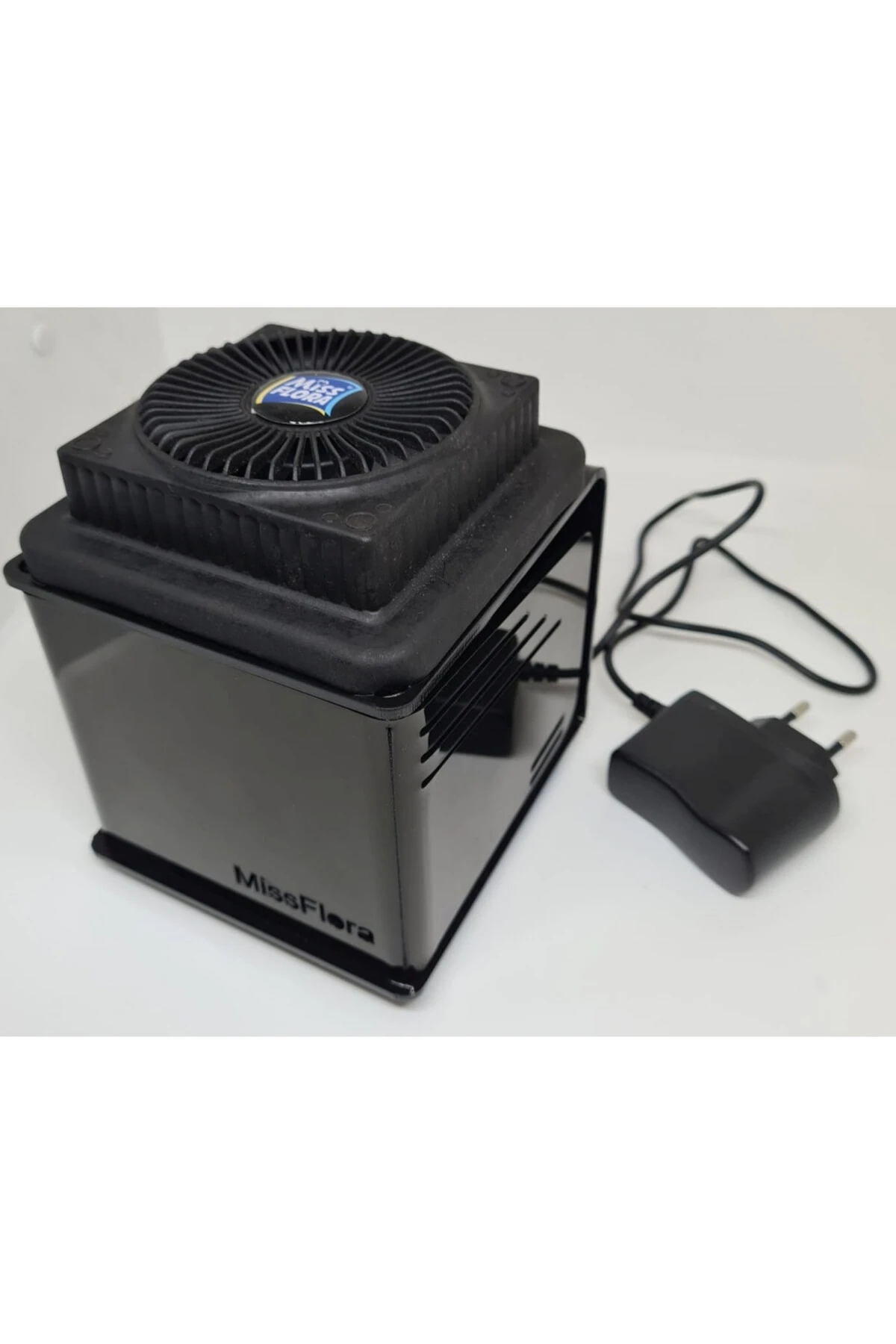 Elektrikli fanlı çok fonksiyonlu nem alıcı (1 aromatik kokulu +1 kokusuz nem alıcı tablet hediyeli)