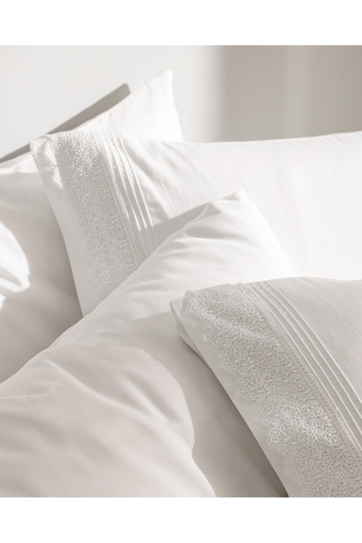 Magou King Size %100 Pamuk Brodeli Saten Nevresim Takımı - Beyaz
