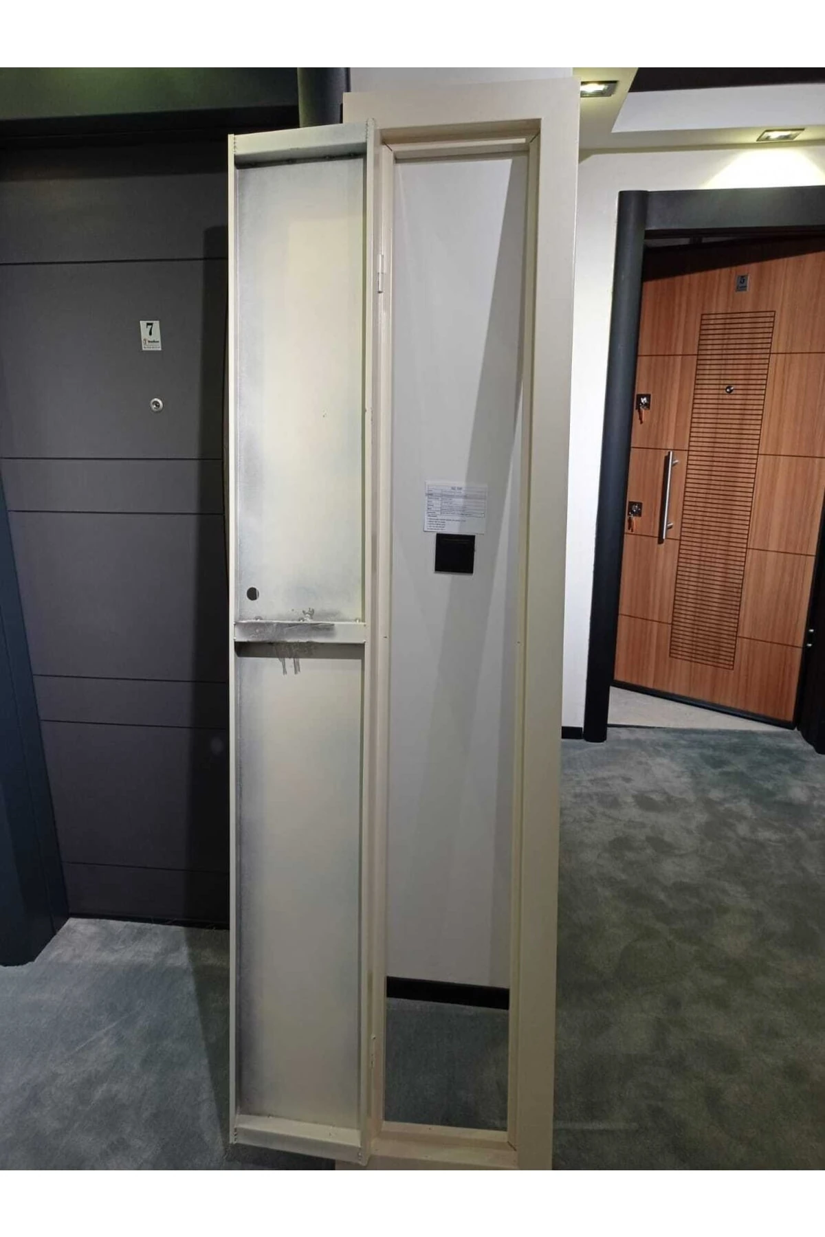 Şaft Kapağı Statik Fırın Boya Kaynaklı Menteşe Elektrik Panosu Krem Rengi