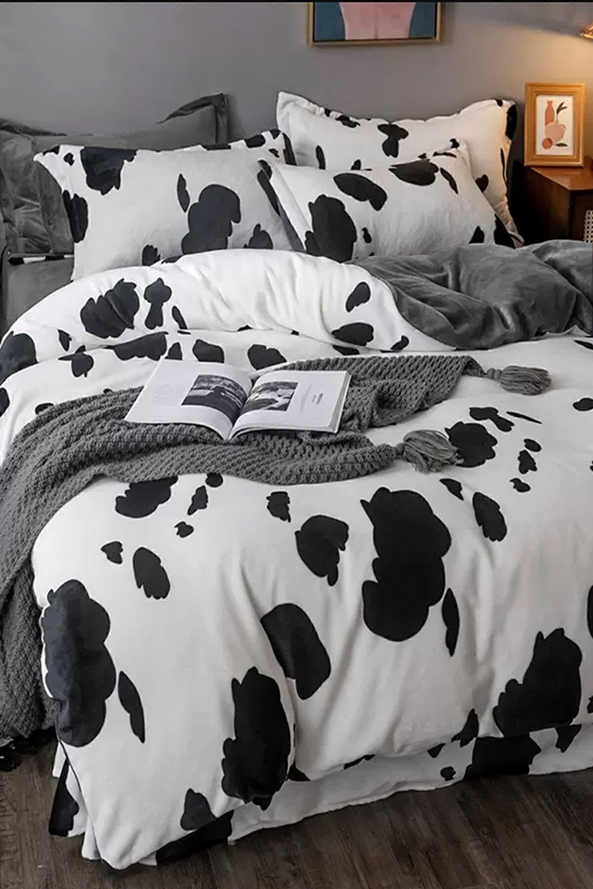 Lastikli Çarşaflı Nevresim Takımı Tek Kişilik Dalmaçyalı Gri Dalmatiangrey