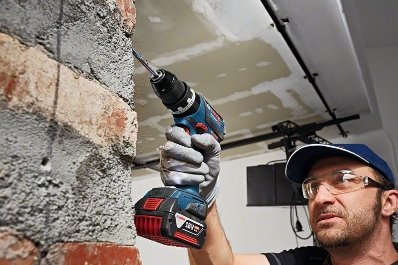 BOSCH Professional Gsb 18V-60 C Solo Makine (Akü ve Sarj Cihazı Teslimat Kapsamına Dahil Değildir)