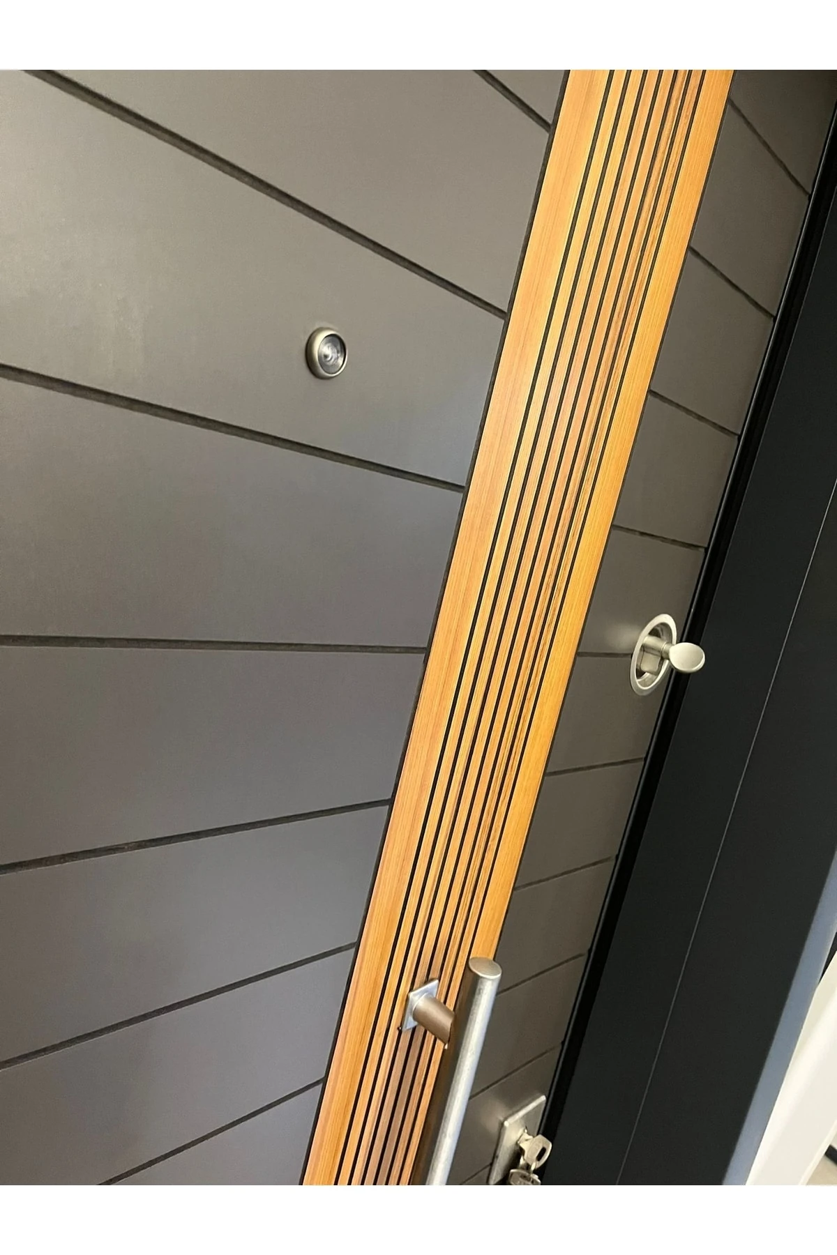 Çelik Kapı, Antrasit Renk, Ahşap Kuşaklı, Tırnaklı Sistem Daire Kapısı Sağ Açılım