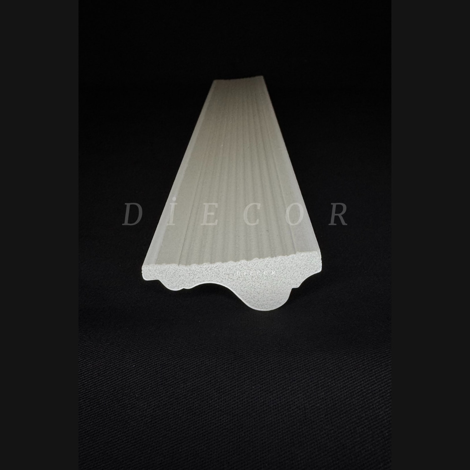 Dekoratif Boyanabilir 25 Adet 6 cm Eğimli Polistren Duvar Çıtası