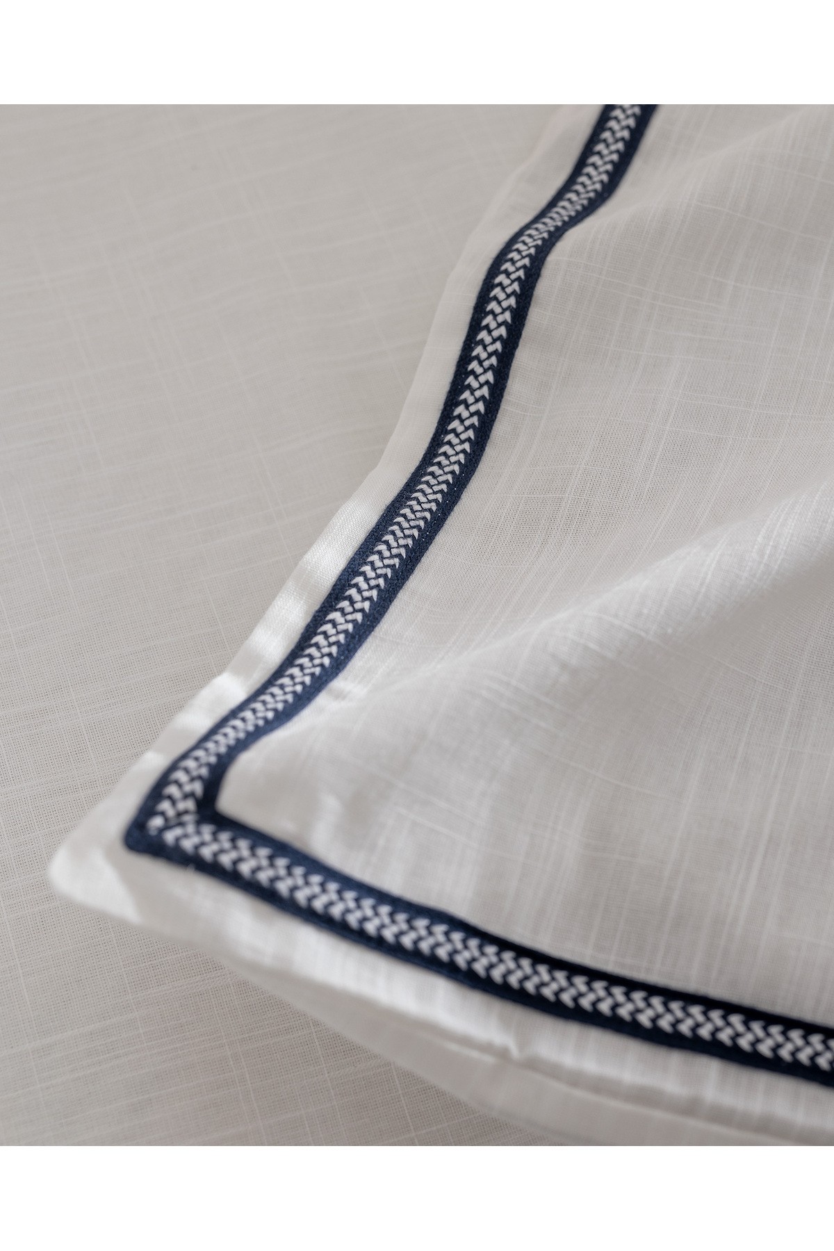 Tina Çift Kişilik Linen Look Yıkamalı %100 Pamuk Nevresim Takımı - Beyaz/Lacivert