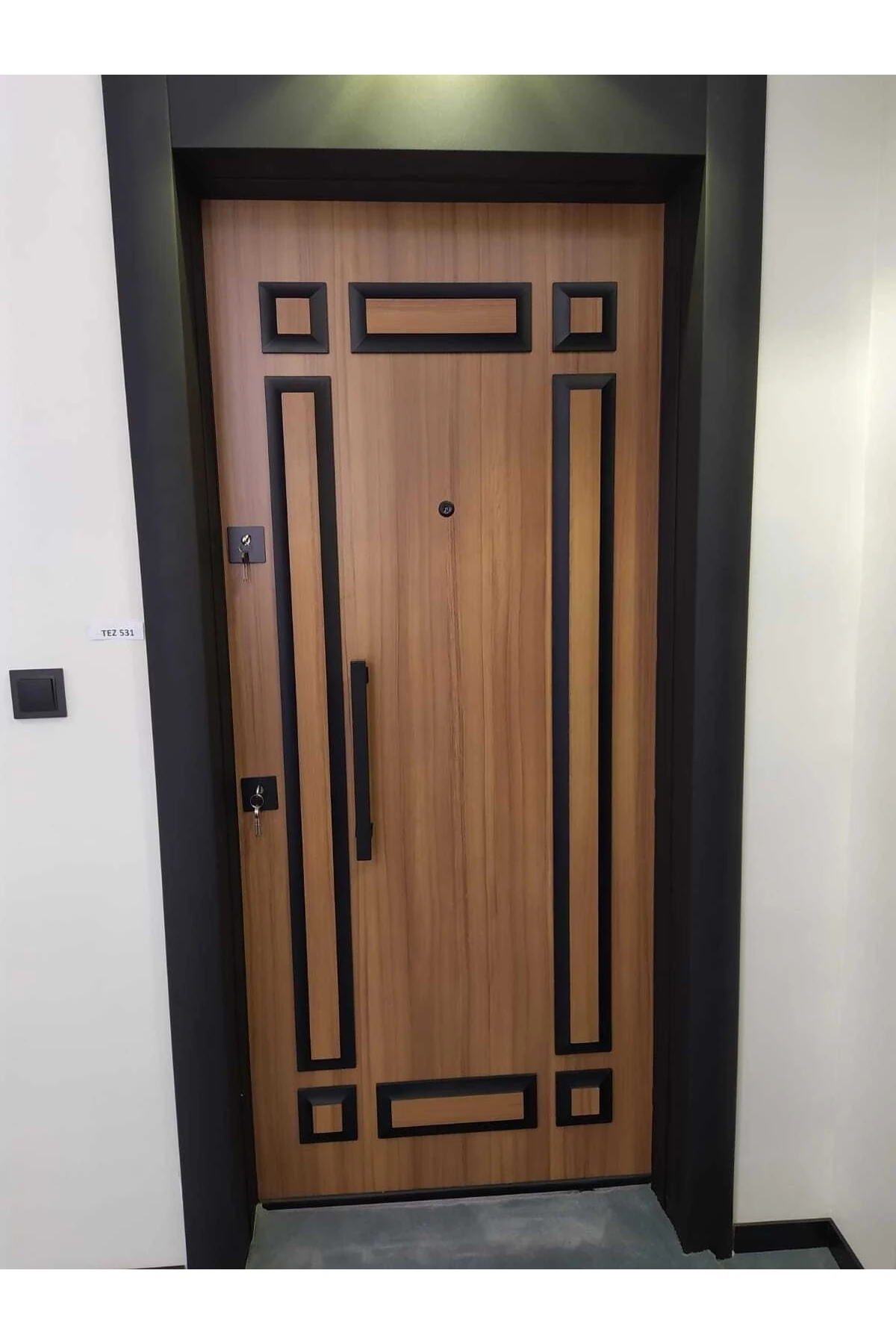 Çelik Kapı,kabartma Desenli Çelik Kapı, Daire Kapısı, Çelik Kapı Sağ Açılım