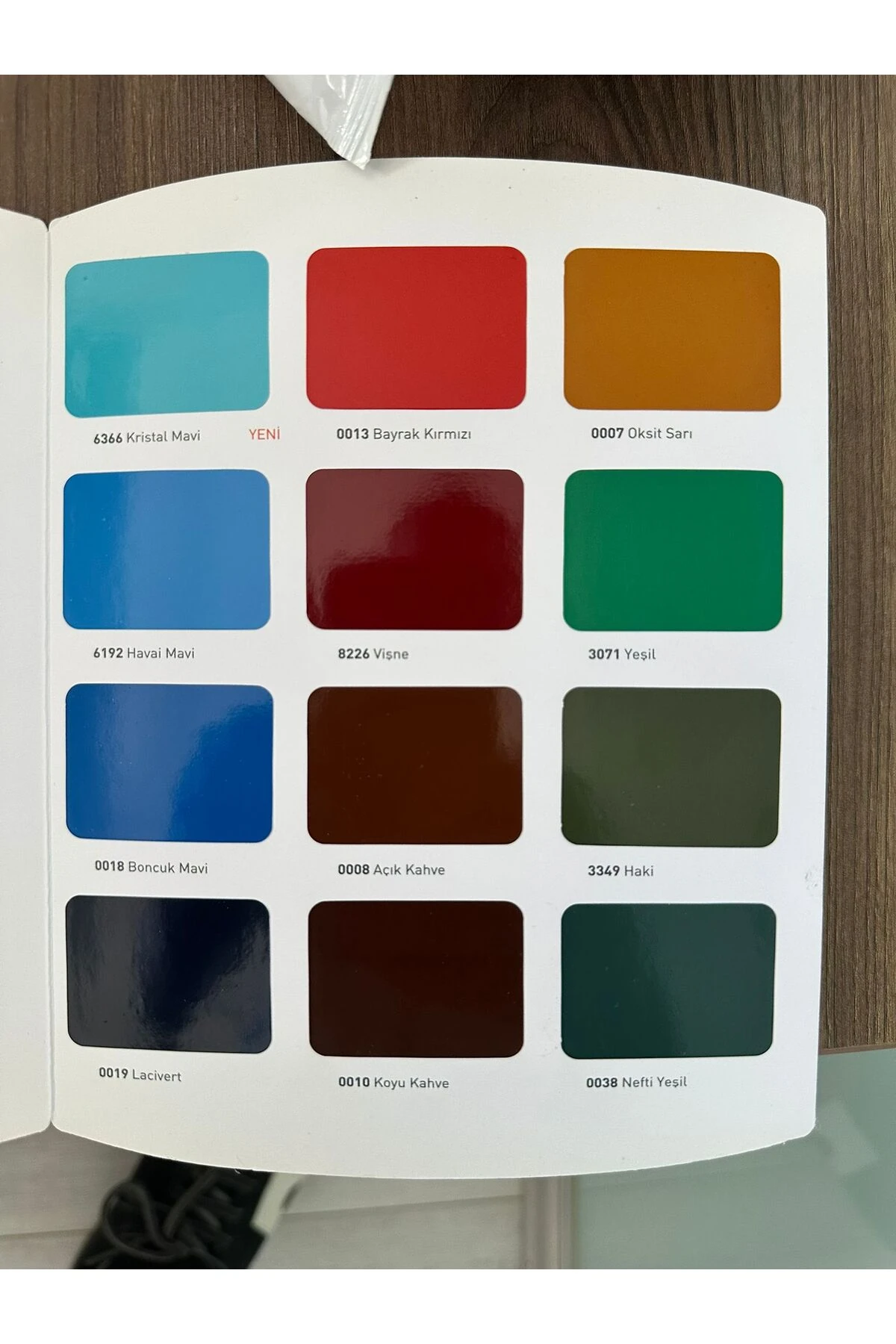 Dyo sen Sentetik Parlak Hızlı Kuruma Ahşap ve Metal Boyası 7,5 Lt