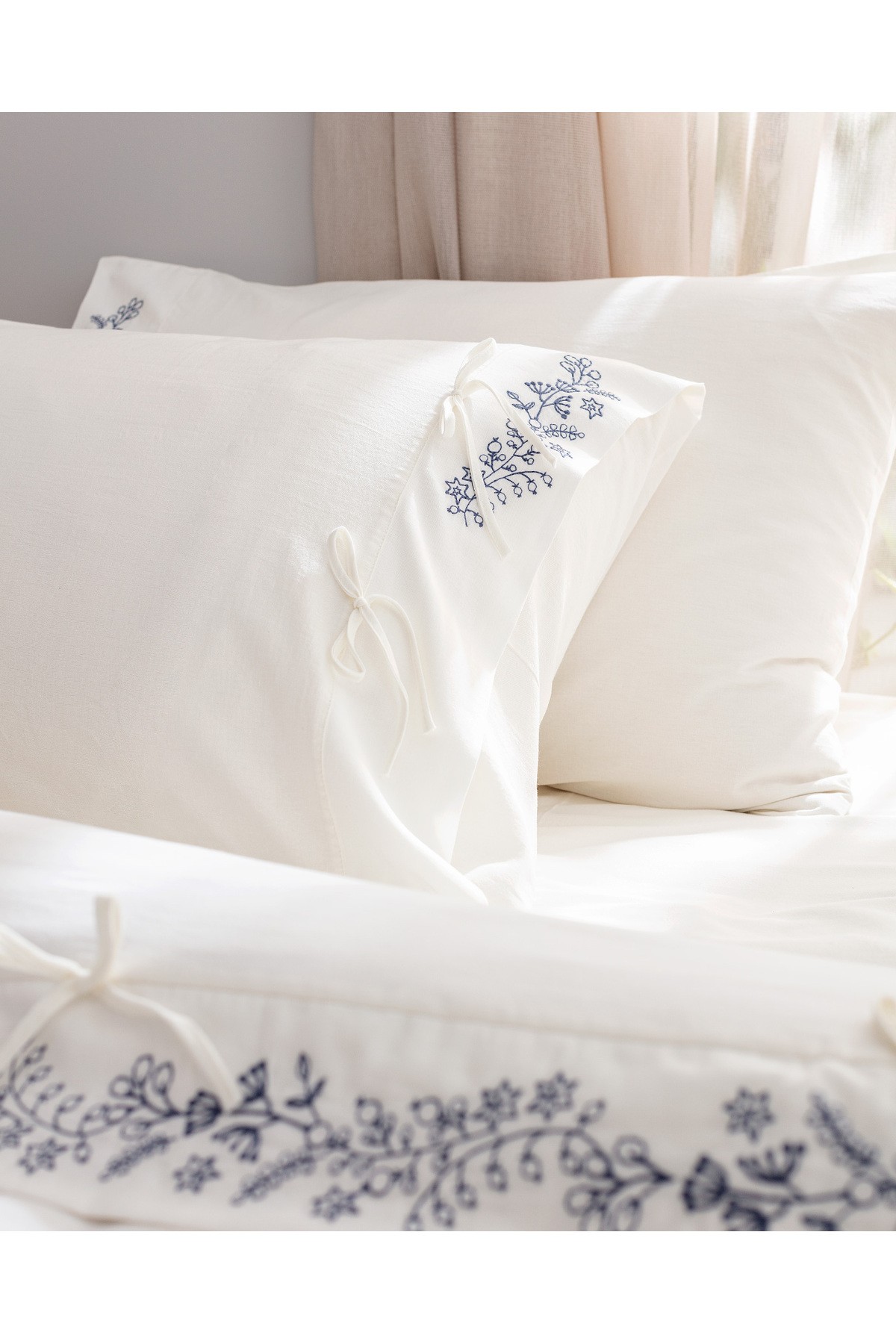 Relief King Size %100 Pamuk Bağlamalı Nevresim Takımı - Ekru/Lacivert