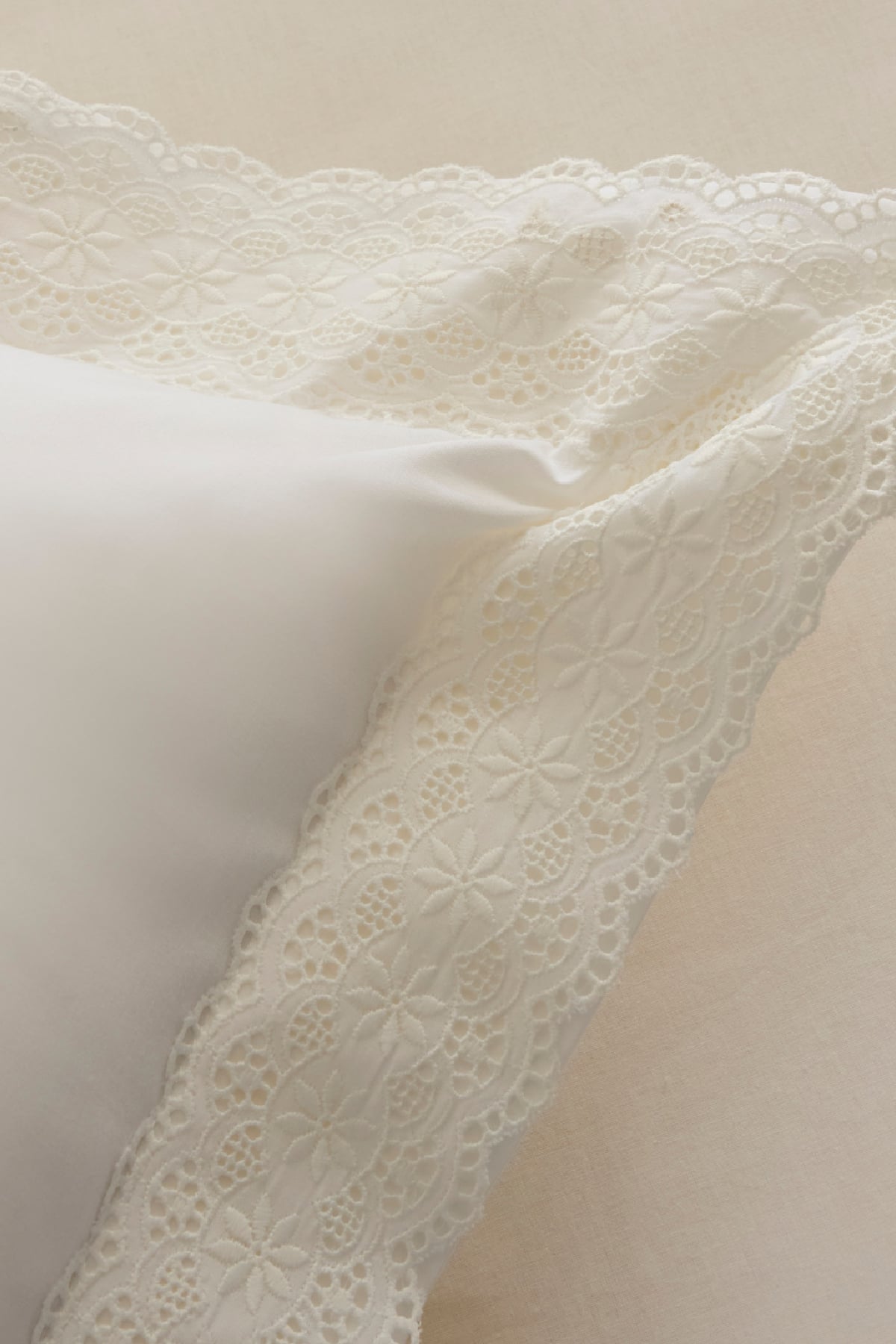 White Coll Eloras %100 Pamuk Çift Kişilik Nevresim Takımı Beyaz