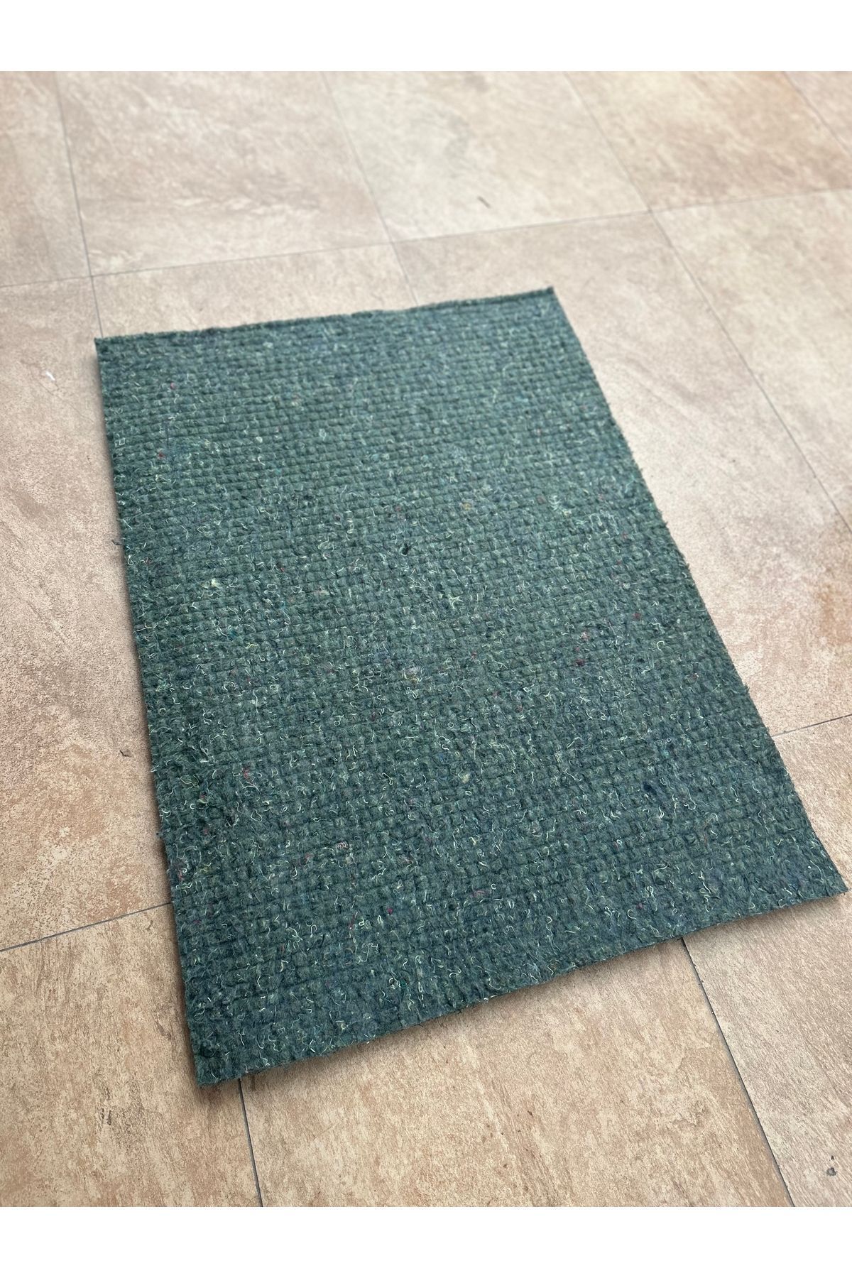 Araç Taban Izolasyon Keçesi (70X100 CM TABAKA)