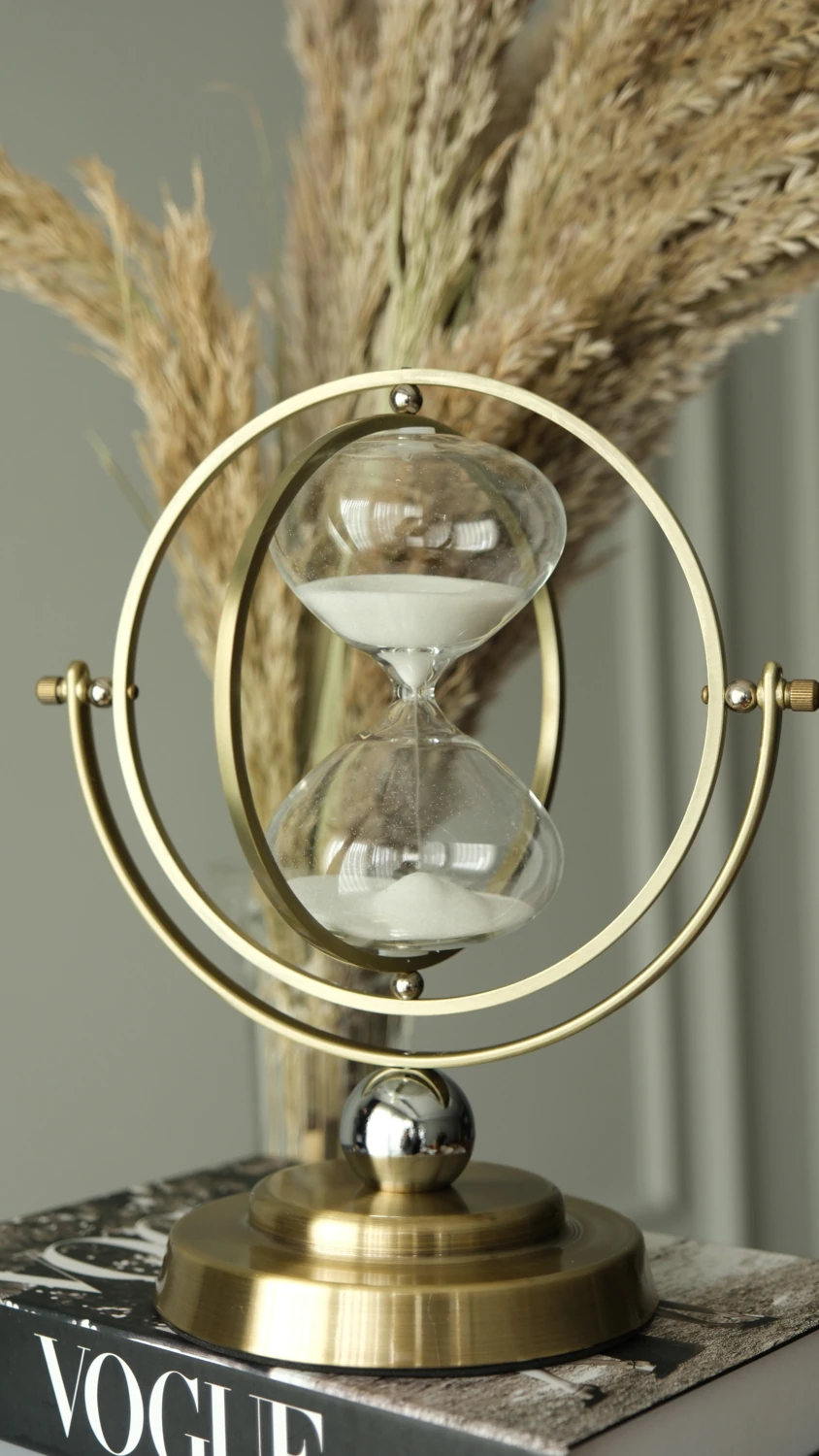 Eskitme Metal Hareketli Kum Saati Zarif Vintage Tasarım ile Evinizi Süsler