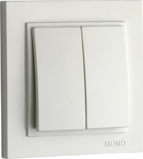 Despina Beyaz Komitatör