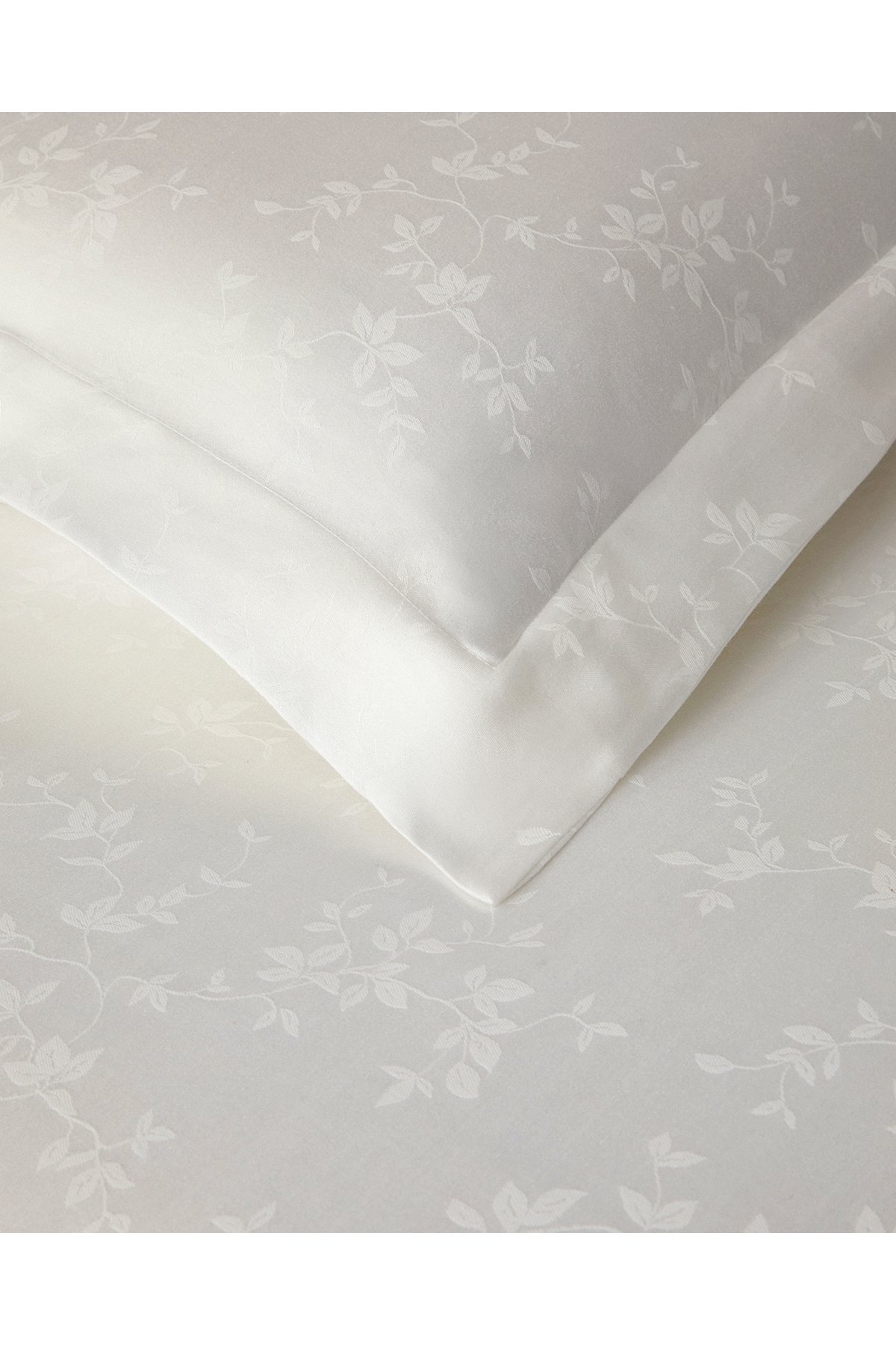 Taylor Lyocell Saten Çift Kişilik Nevresim Takımı 200x220 cm Beyaz